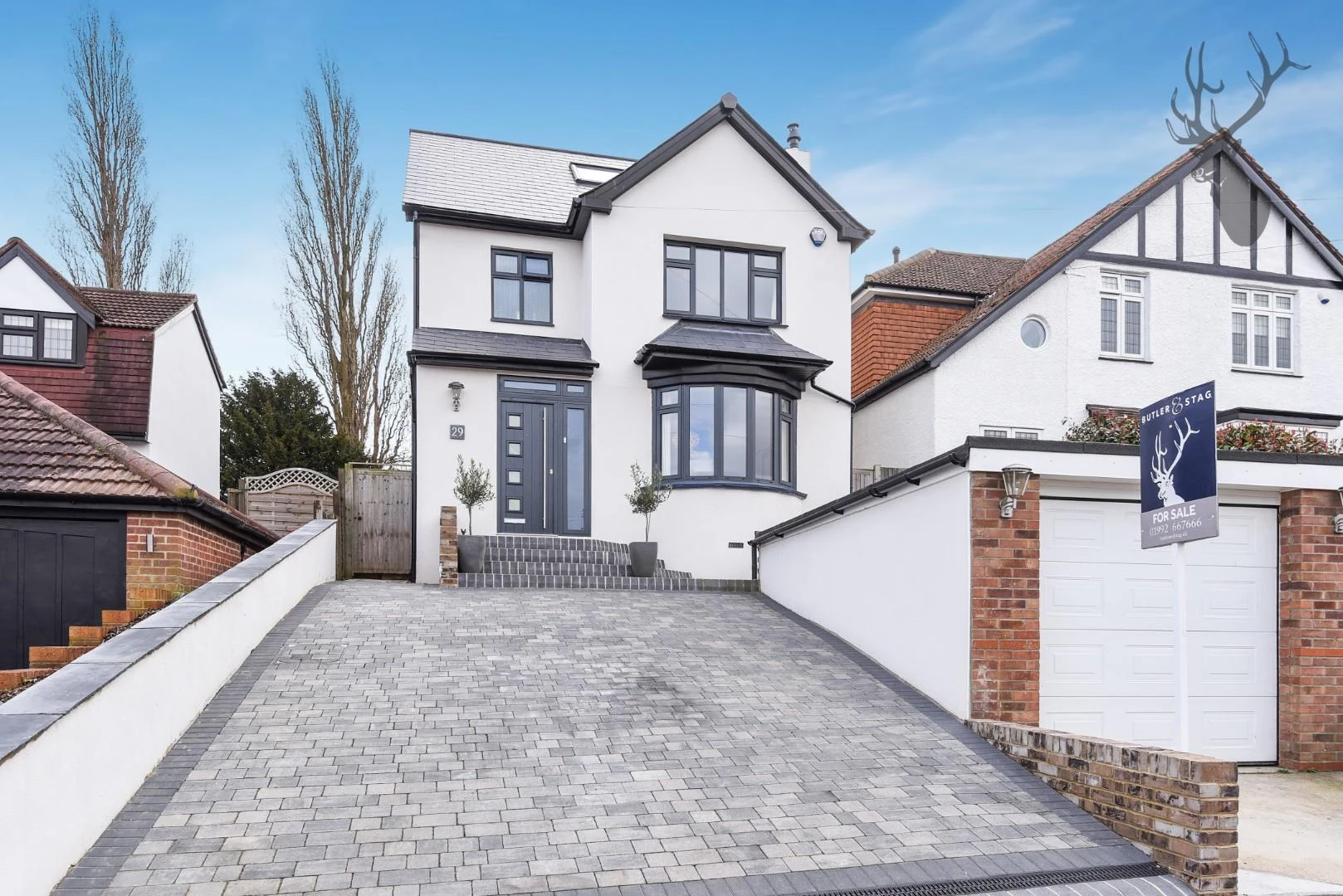 Similar Property: House - Detached in Theydon Bois