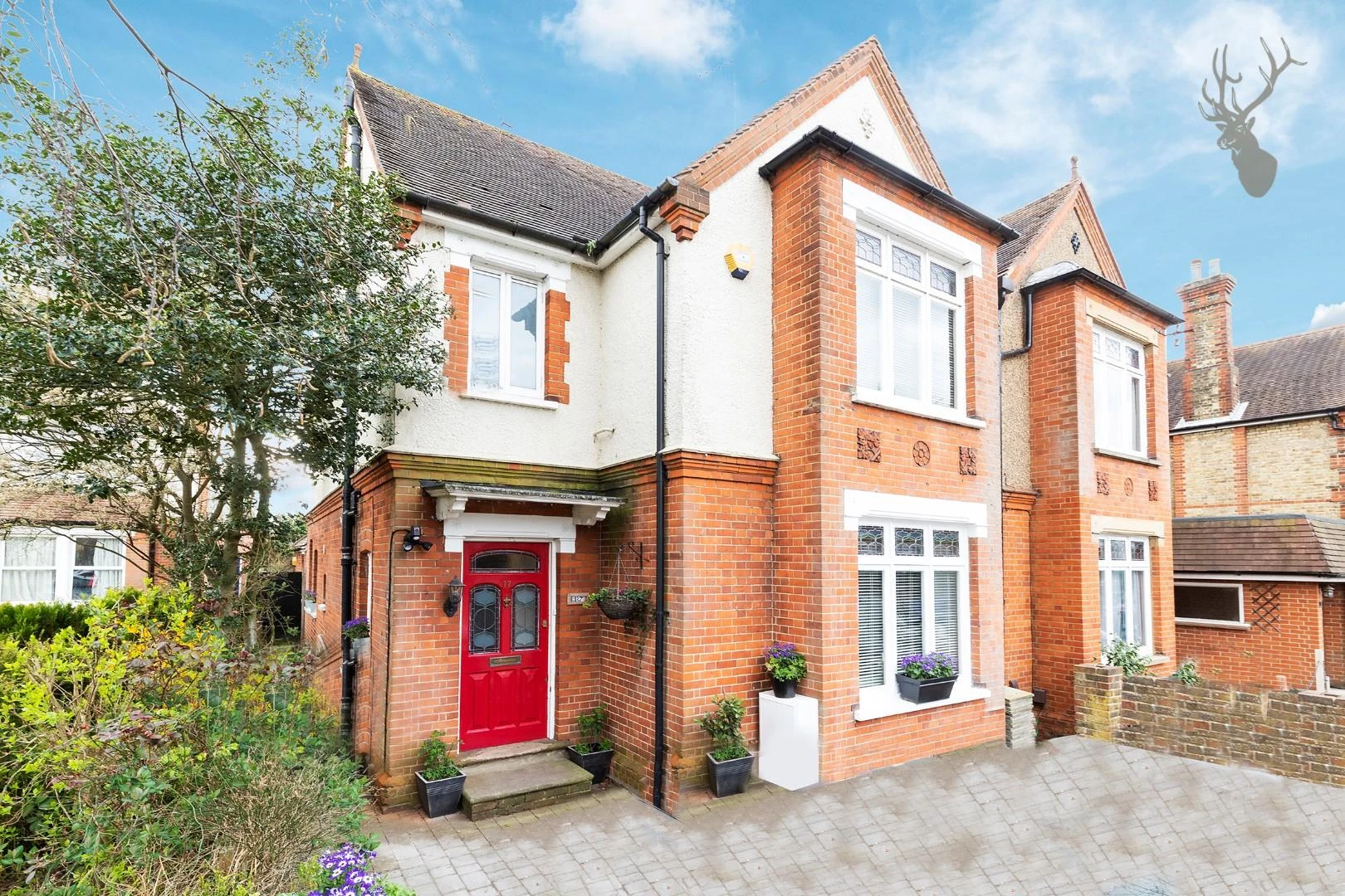 Similar Property: House - Semi-Detached in Epping