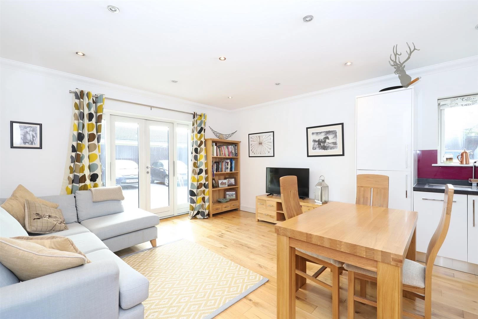 Lowe Close Chigwell IG7