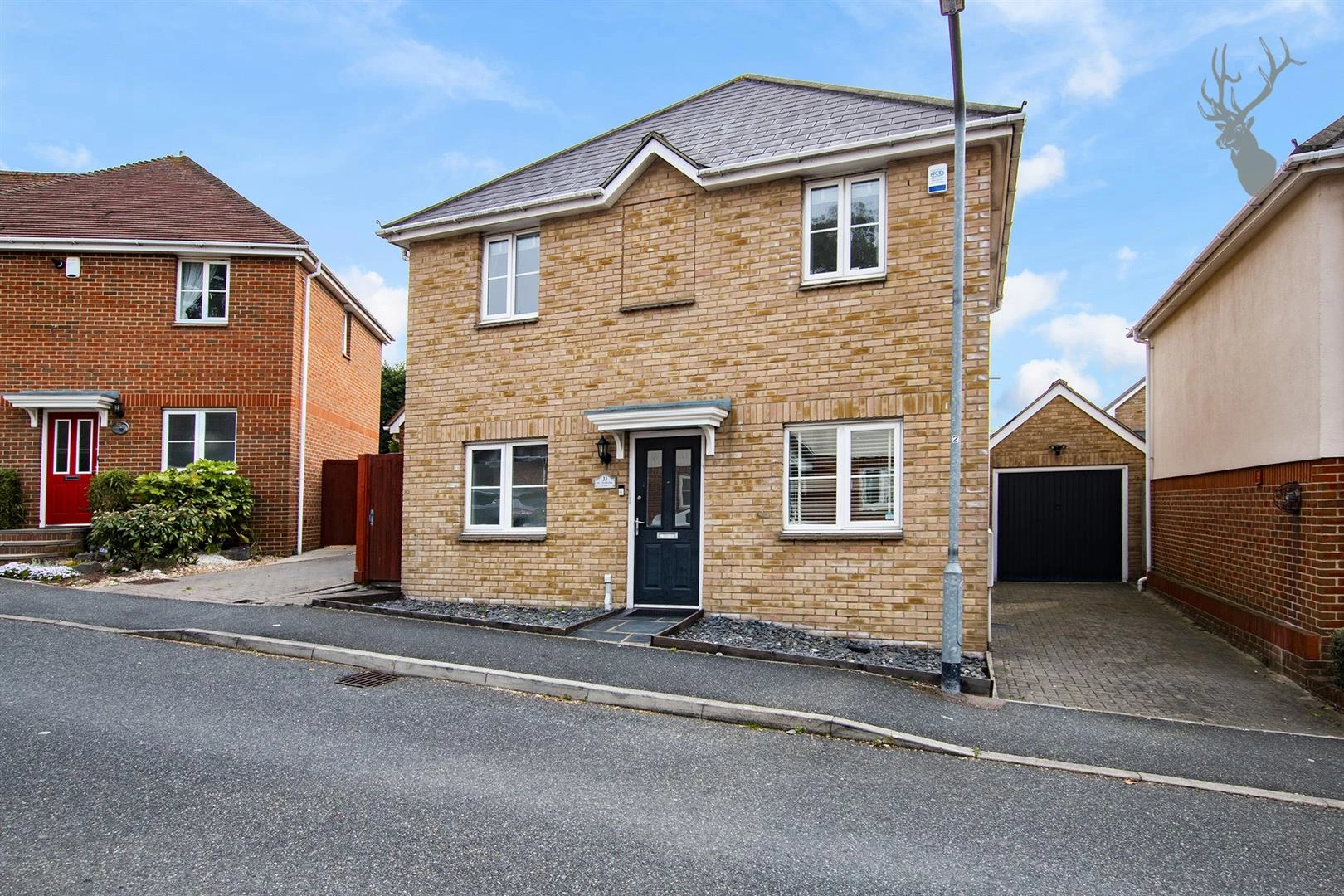 Similar Property: House - Detached in Loughton