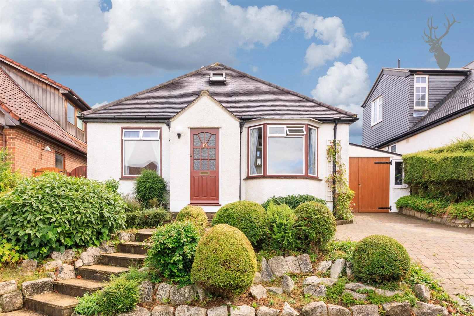 Similar Property: Bungalow in Theydon Bois