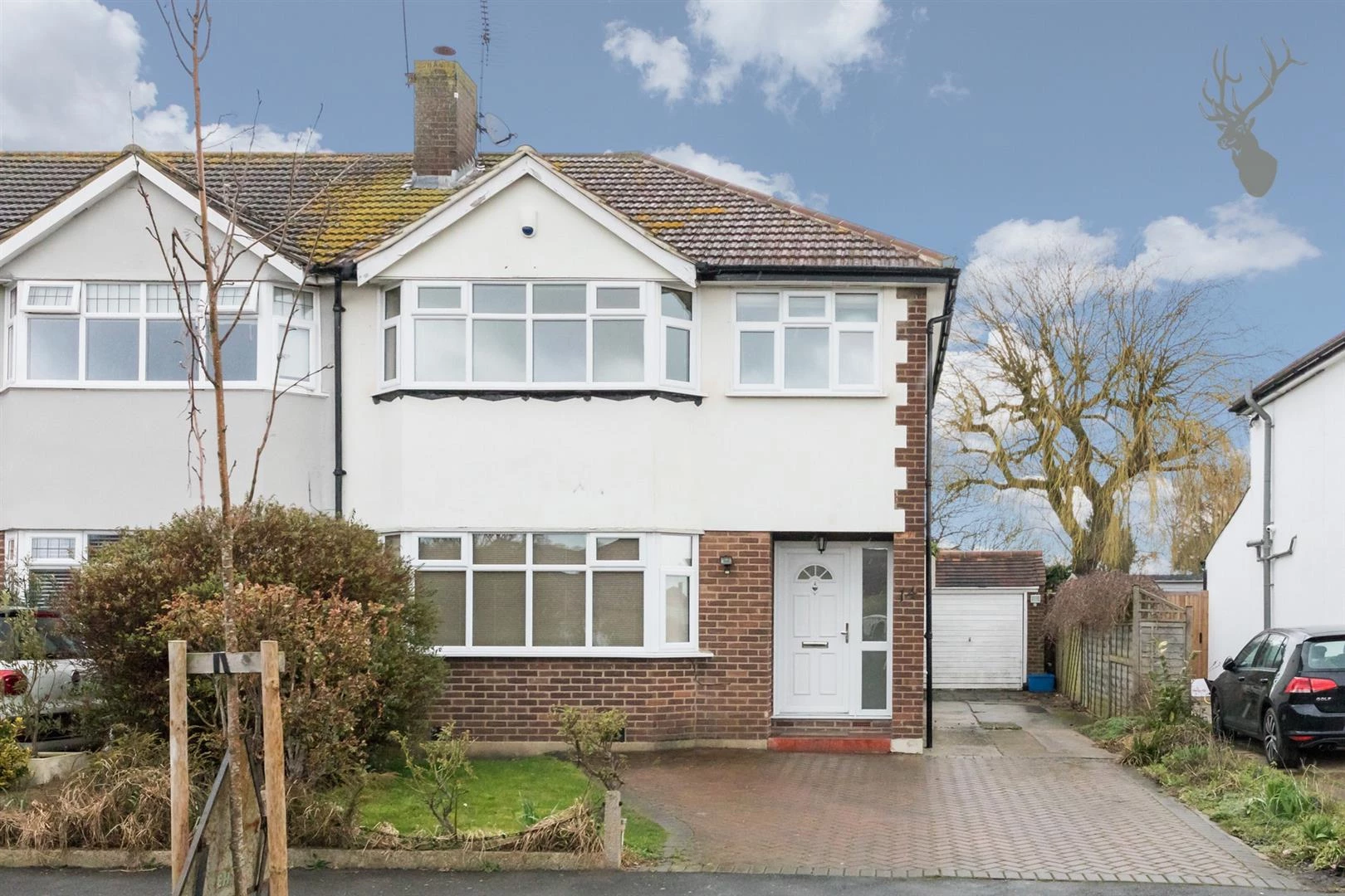 Similar Property: House - Detached in Theydon Bois