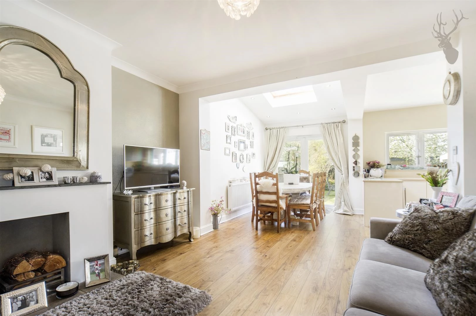 Similar Property: House - Semi-Detached in Loughton