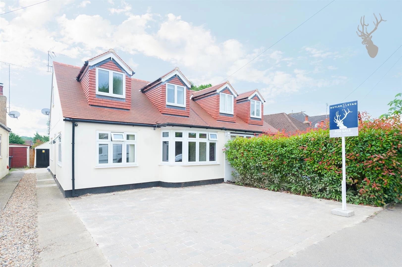 Similar Property: House - Detached in Theydon Bois