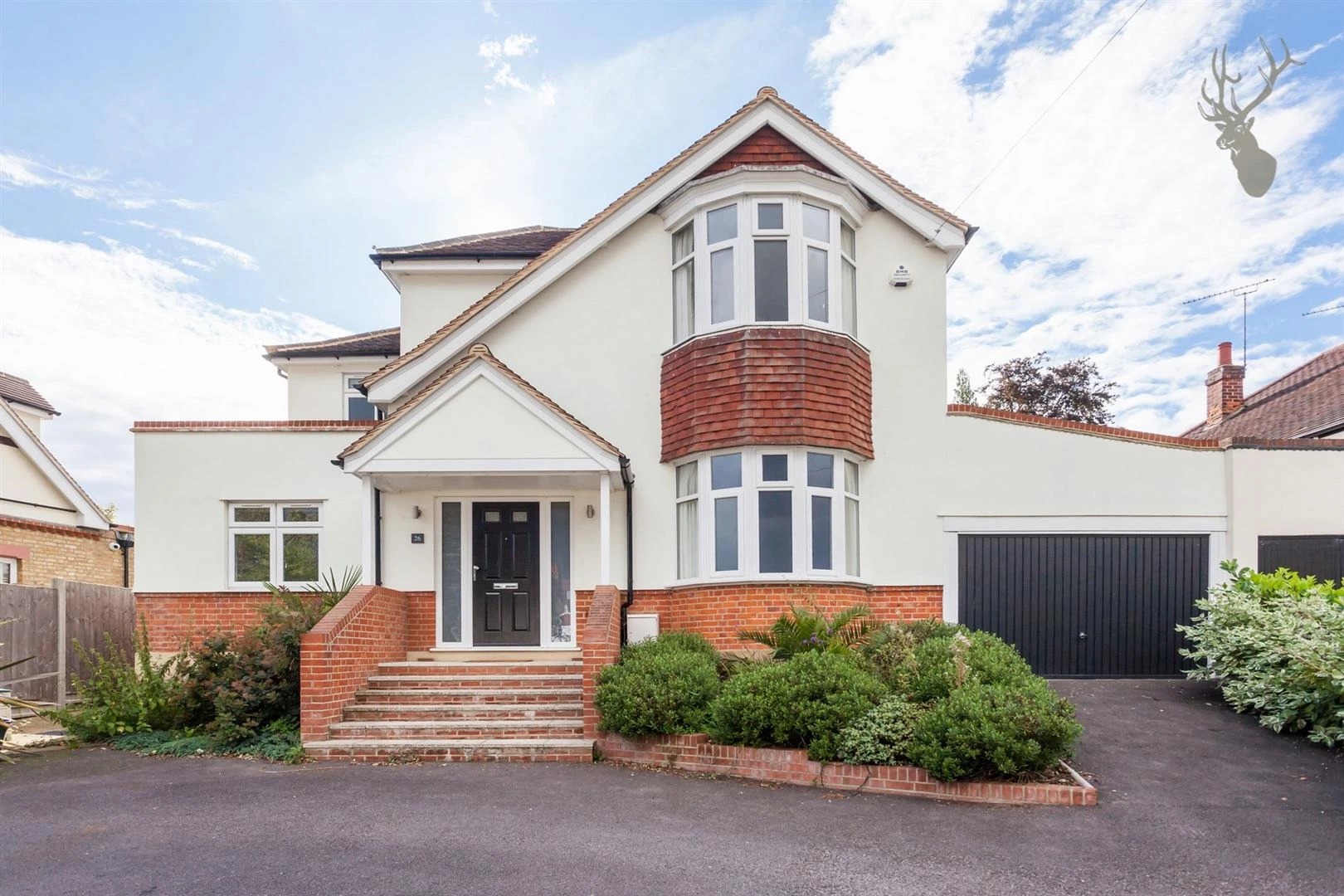 Similar Property: House - Detached in Theydon Bois