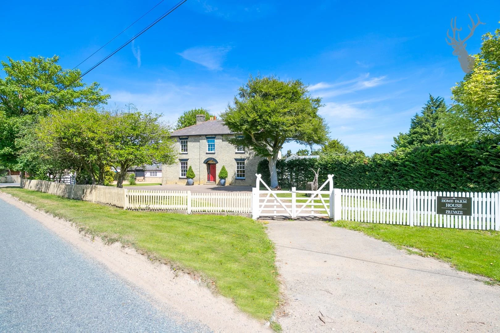 Similar Property: House - Detached in Elsenham