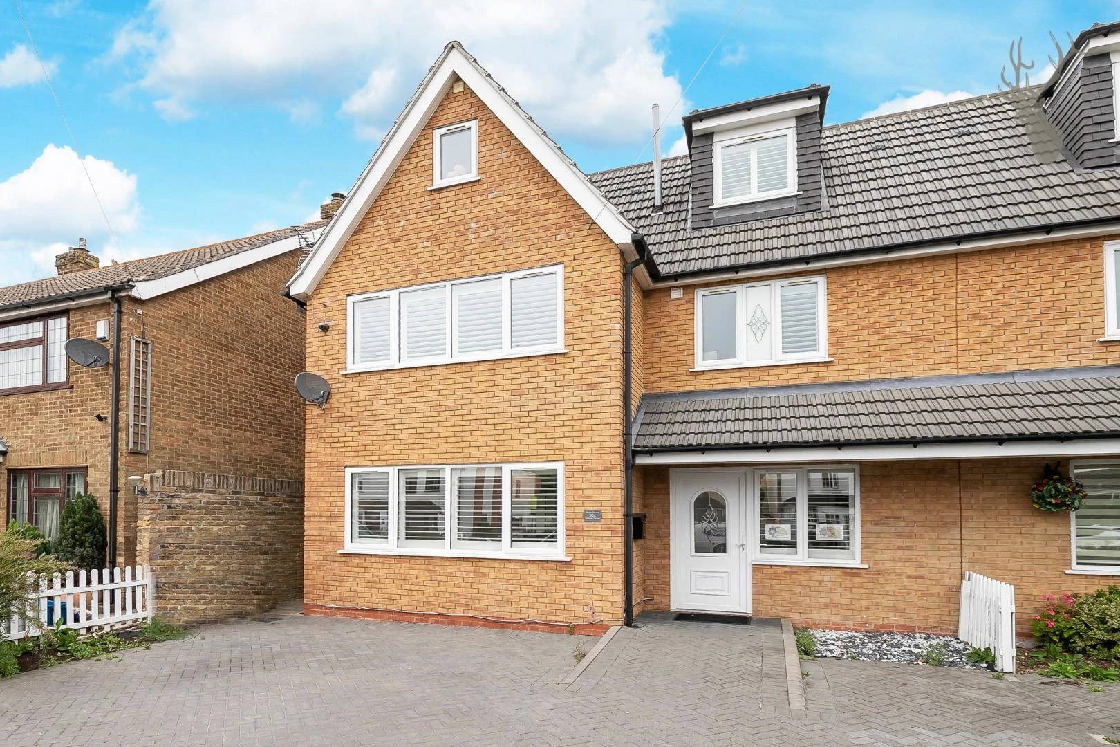 Similar Property: House - Semi-Detached in Epping