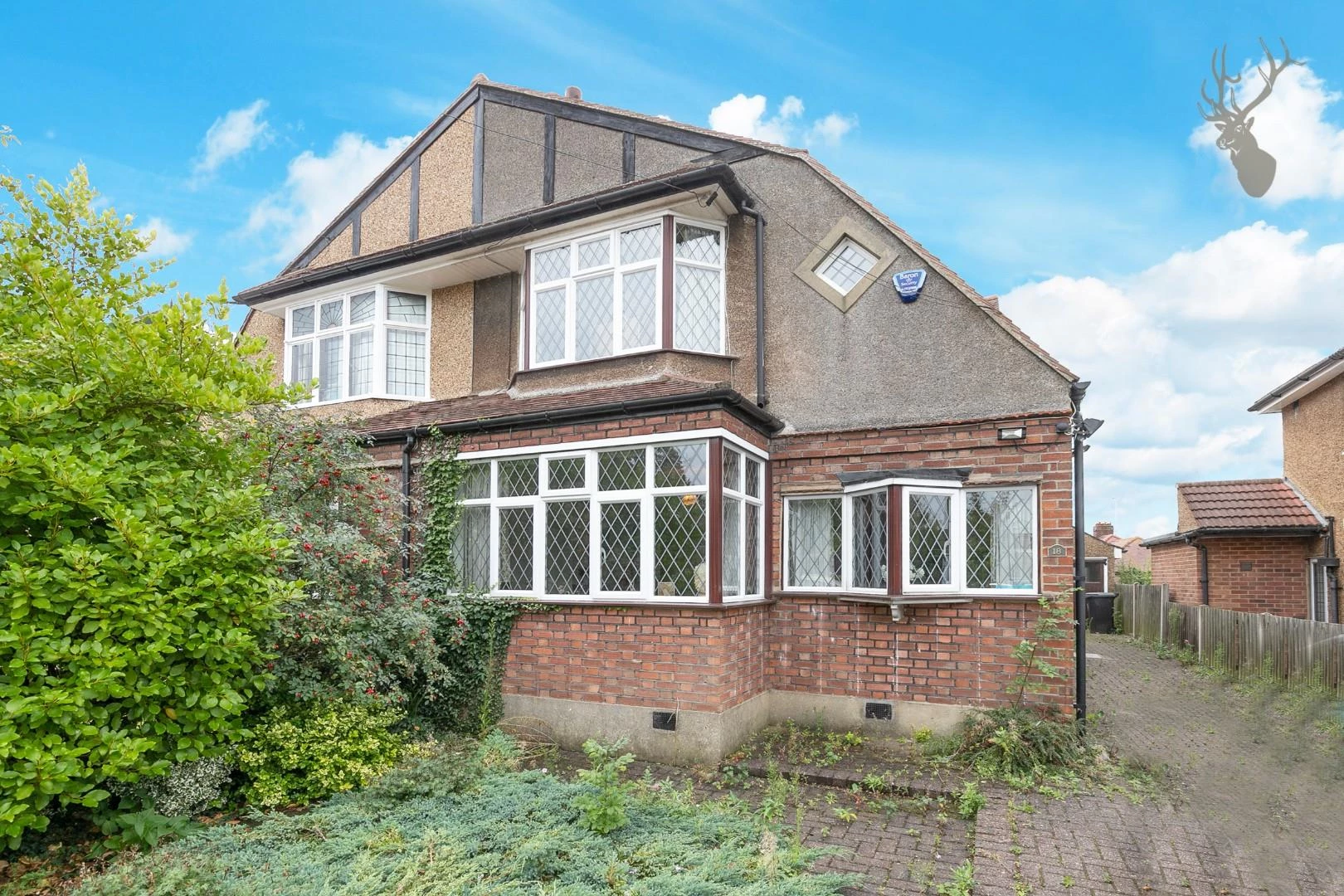 Similar Property: House - Semi-Detached in Theydon Bois