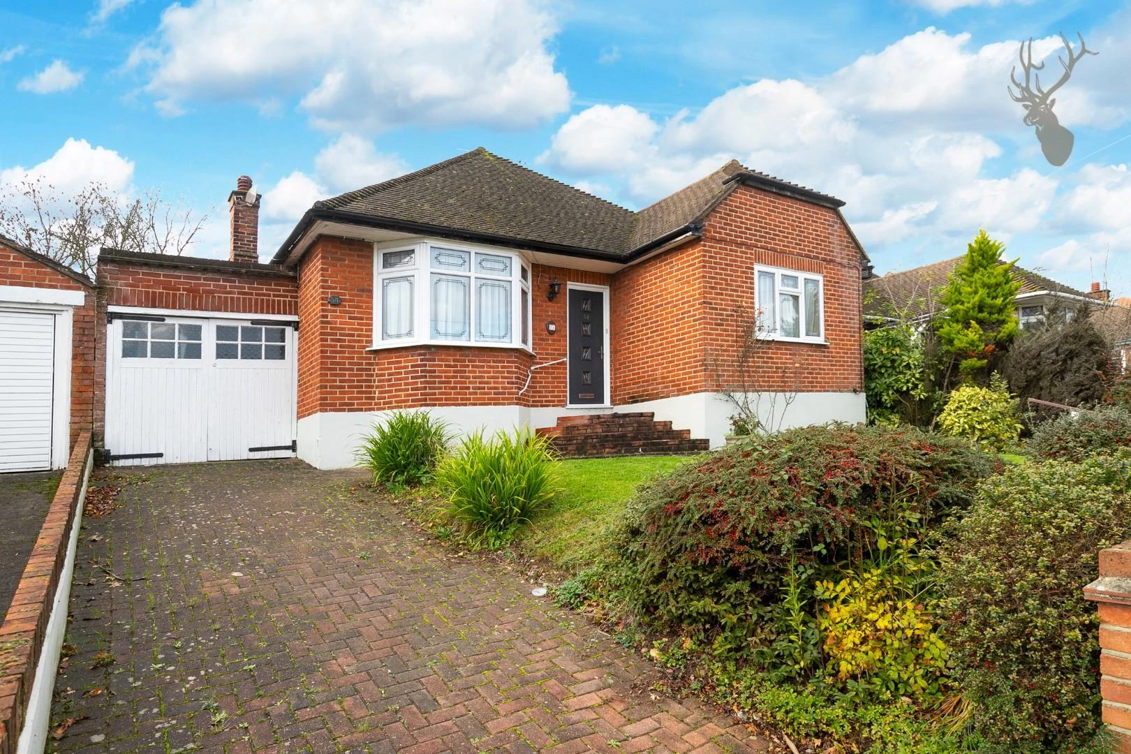 Lechmere Avenue Chigwell IG7