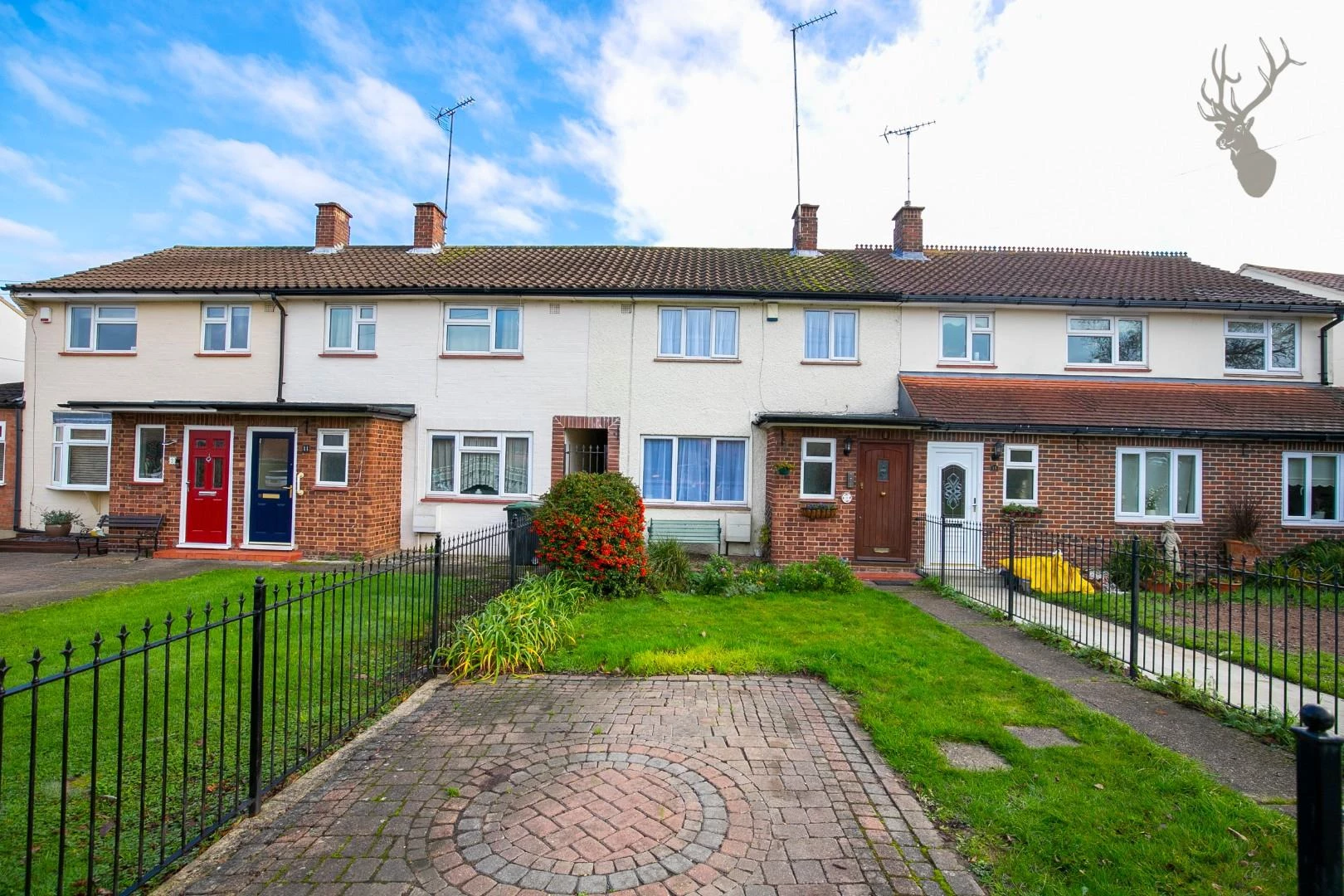 Similar Property: House - Terraced in Theydon Bois