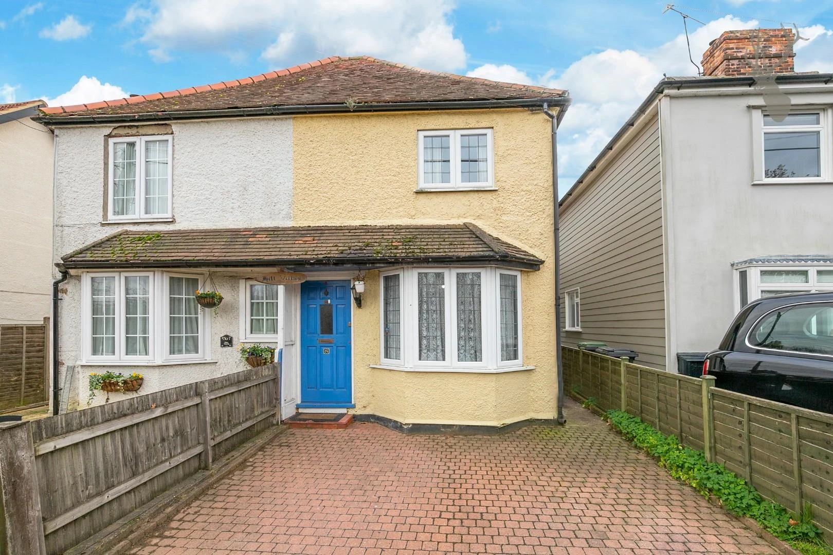 Similar Property: House - Semi-Detached in Hastingwood