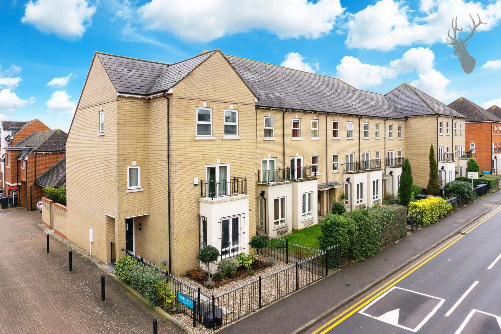 Similar Property: House - Townhouse in 