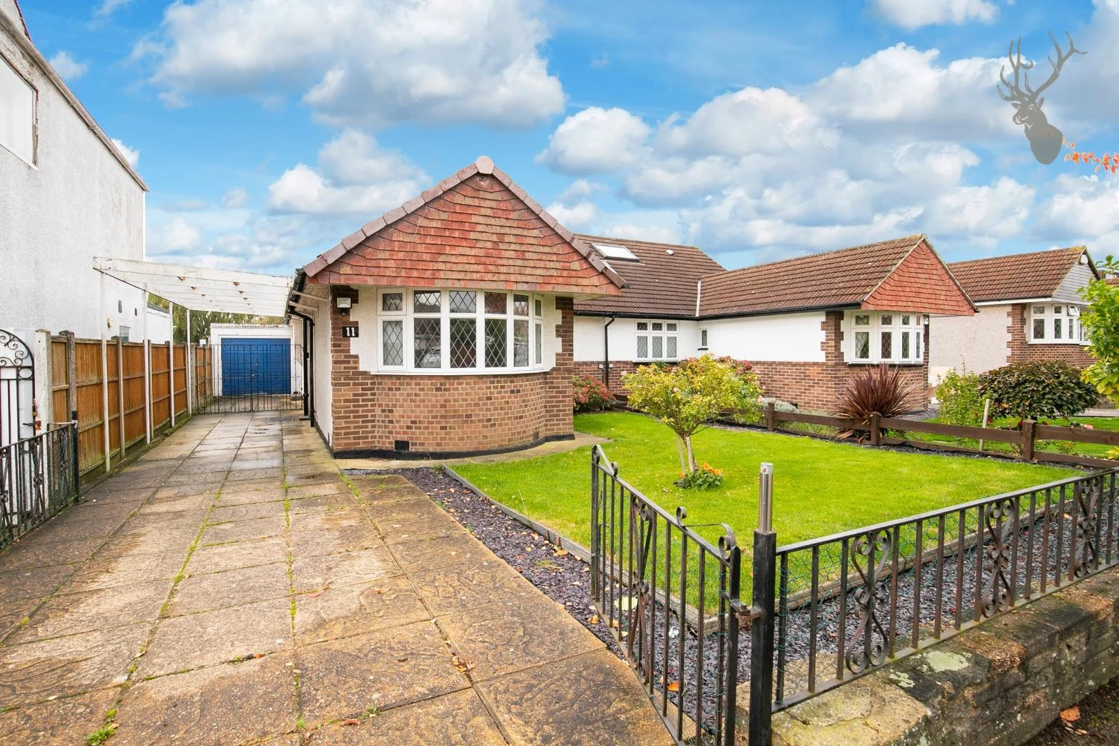 Similar Property: Bungalow in Theydon Bois