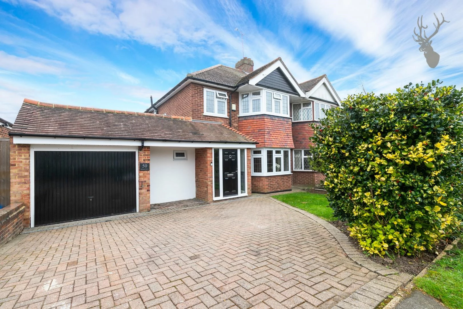 Similar Property: House - Semi-Detached in Theydon Bois