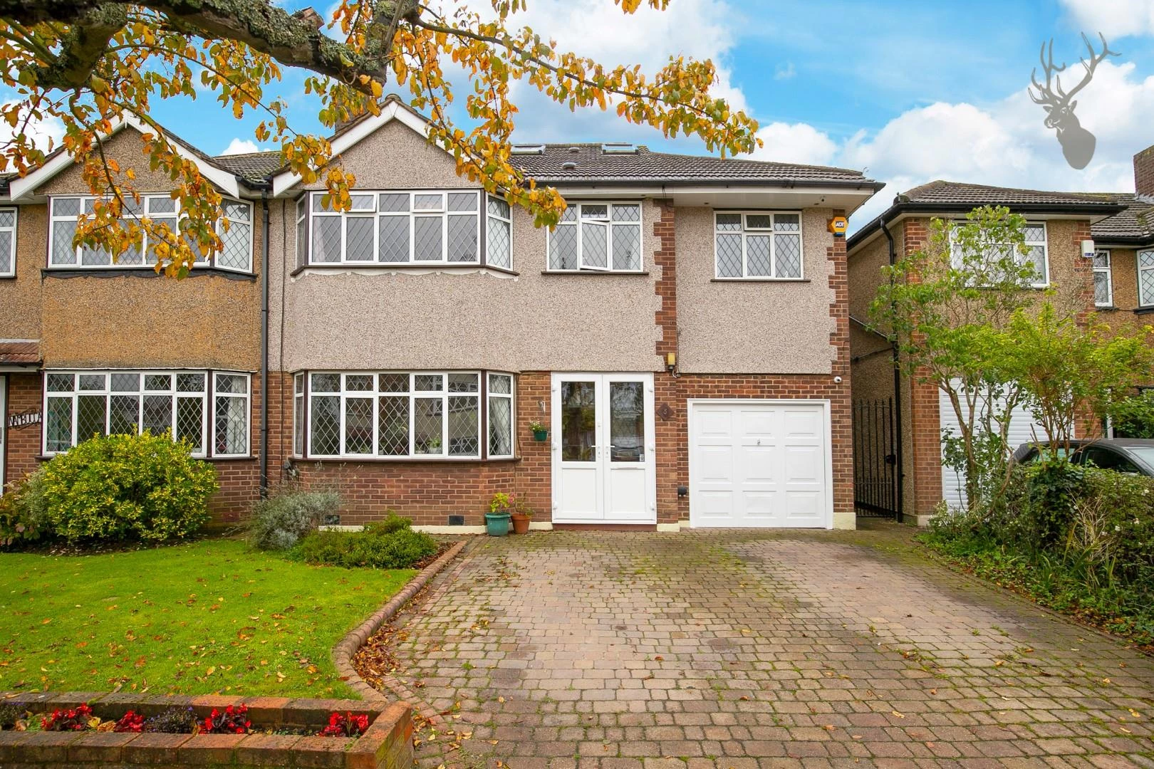 Similar Property: House - Semi-Detached in Theydon Bois
