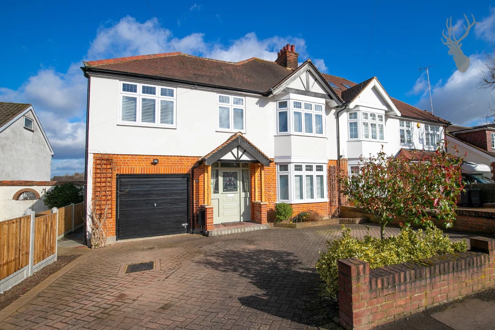 Similar Property: House - Semi-Detached in Theydon Bois