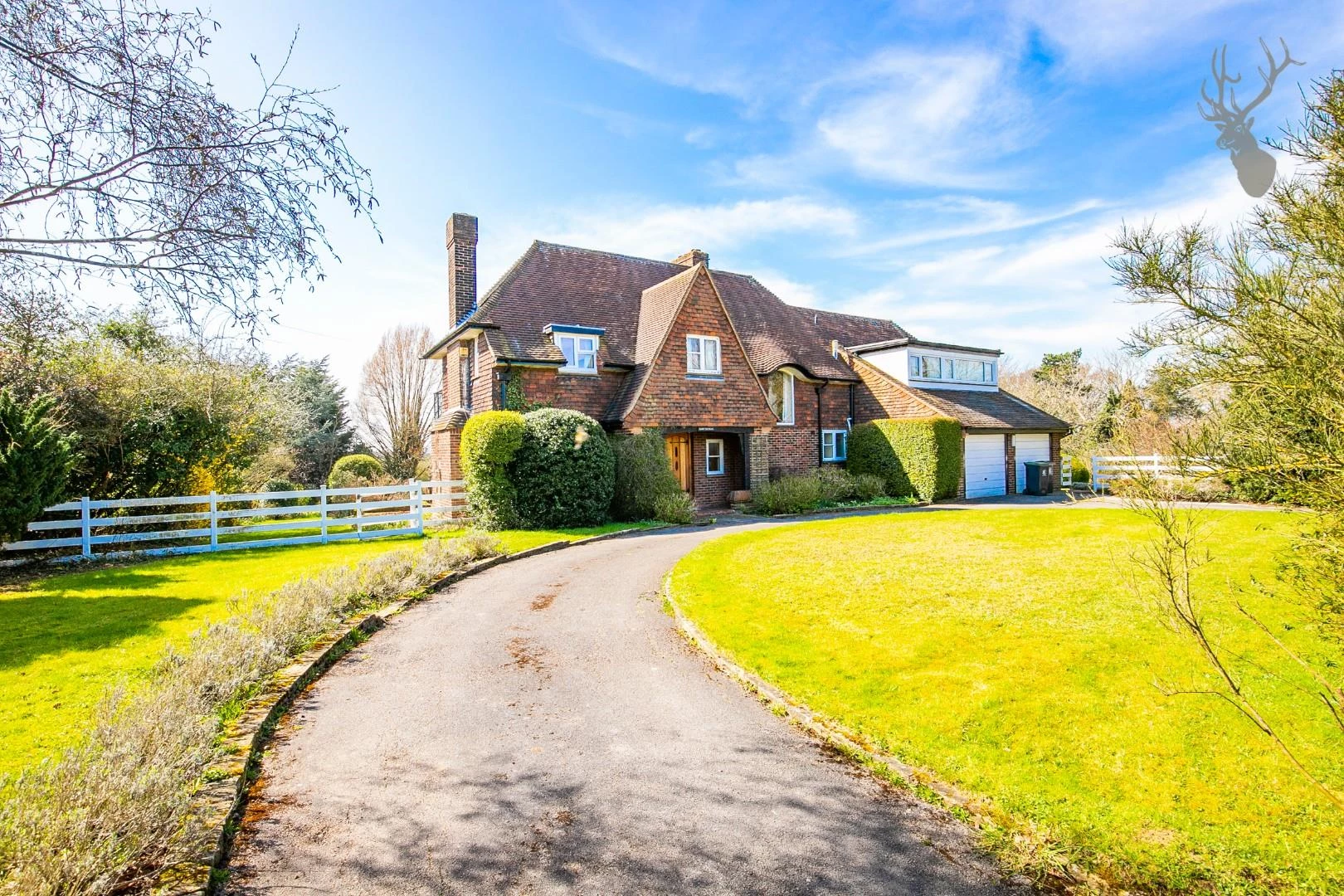 Similar Property: House - Detached in Abridge
