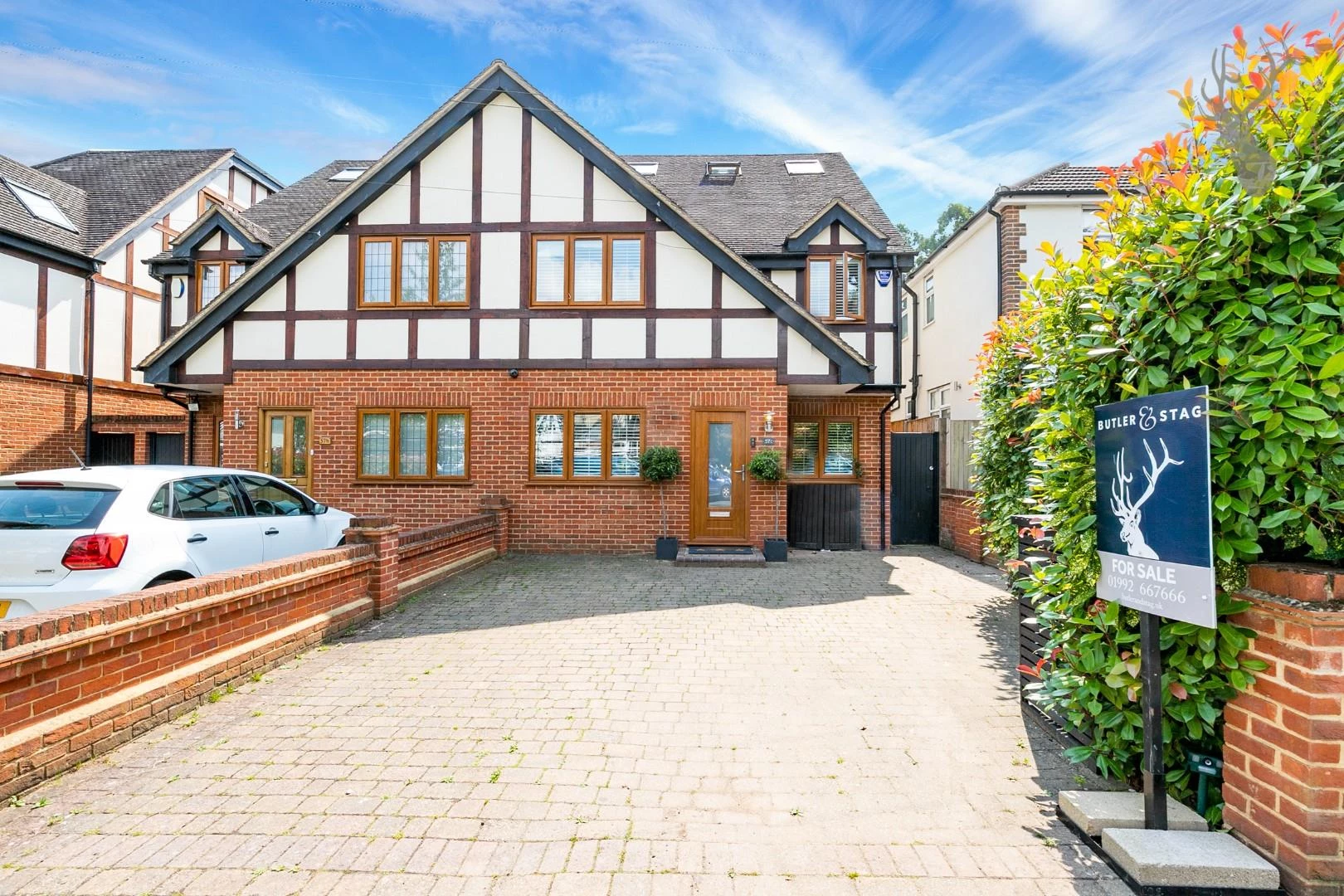 Similar Property: House - Semi-Detached in Theydon Bois