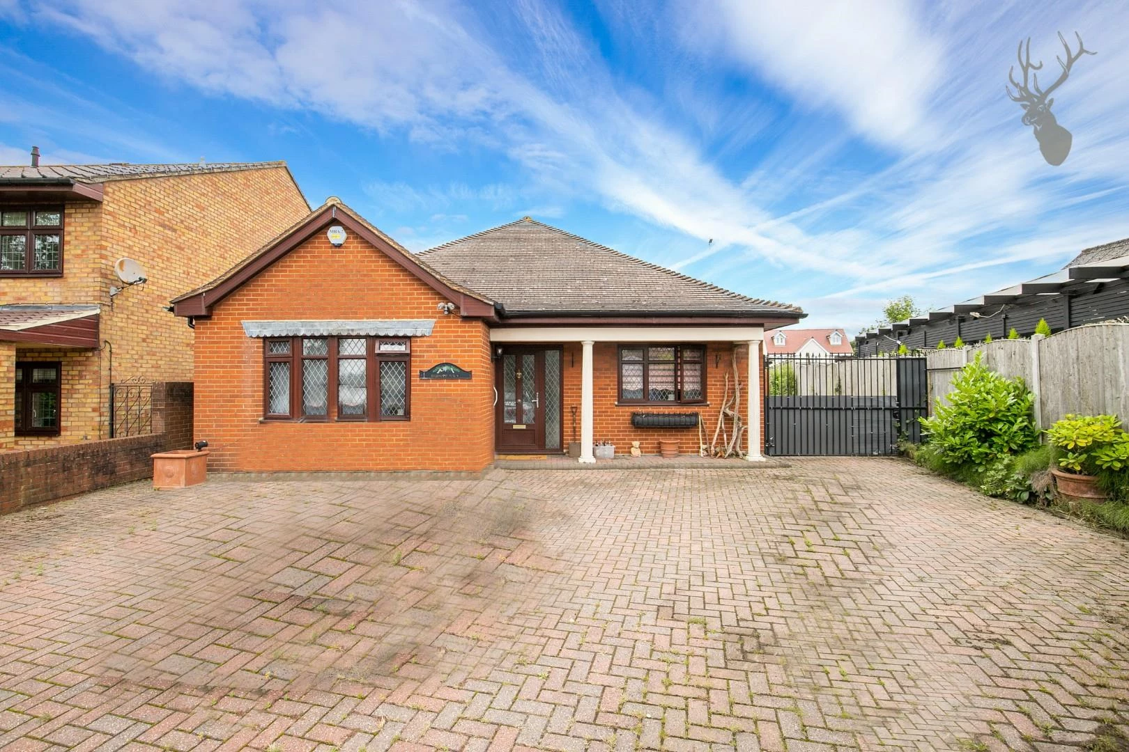 Similar Property: Bungalow in Stapleford Abbotts