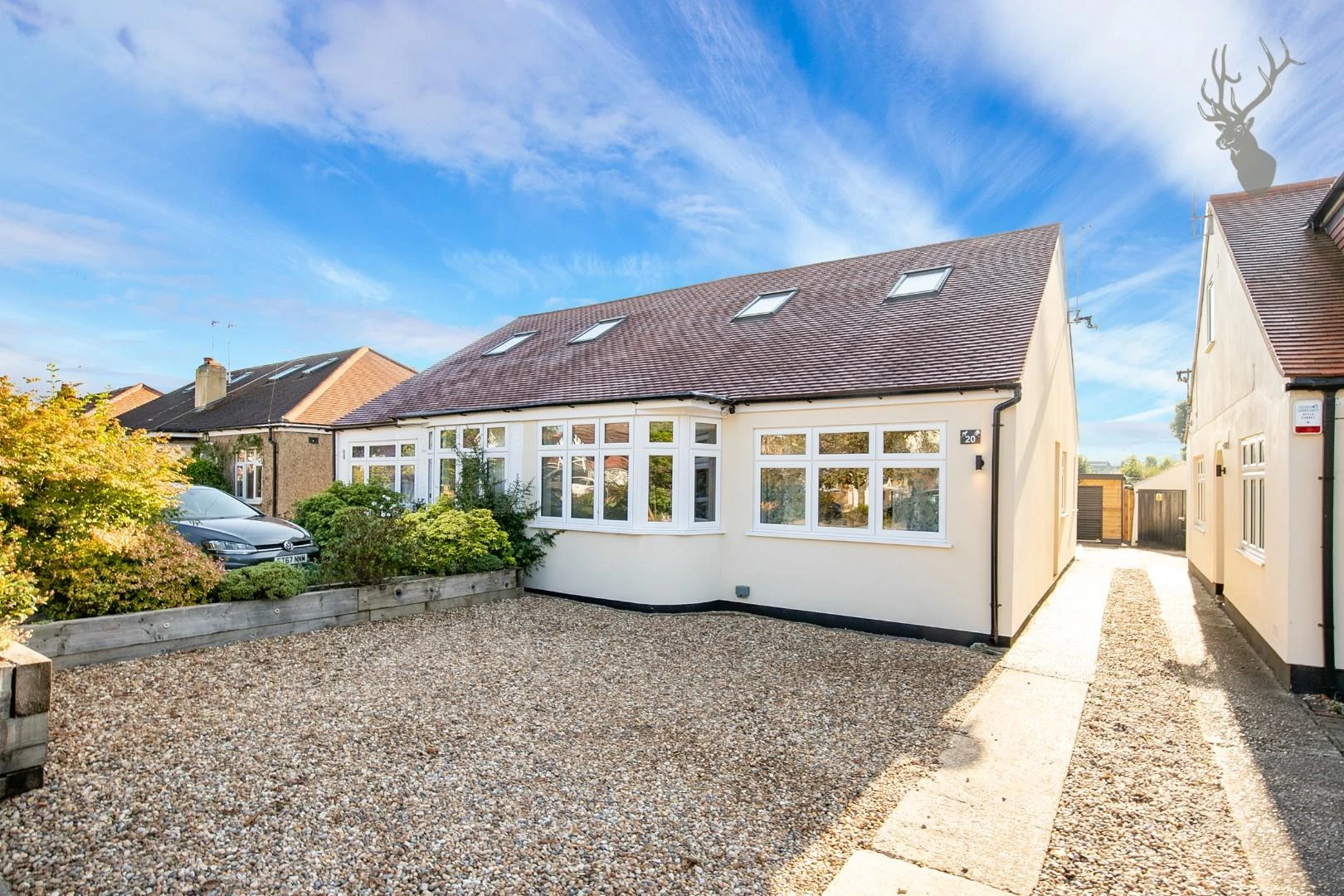 Similar Property: Chalet Bungalow - Semi Detache in Theydon Bois