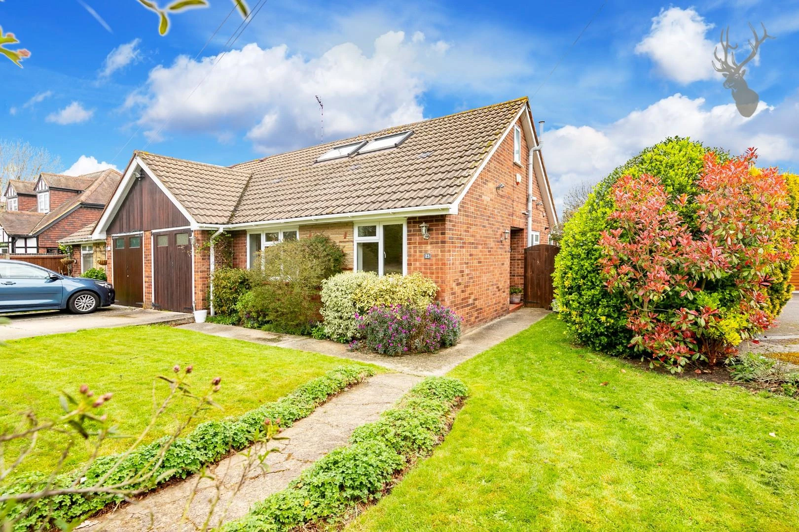 Similar Property: House in Theydon Bois