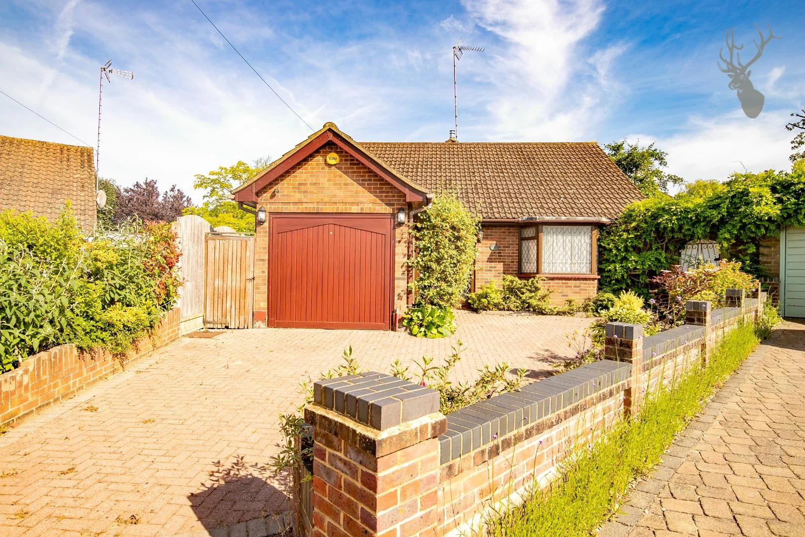 Similar Property: Bungalow - Detached in Theydon Bois
