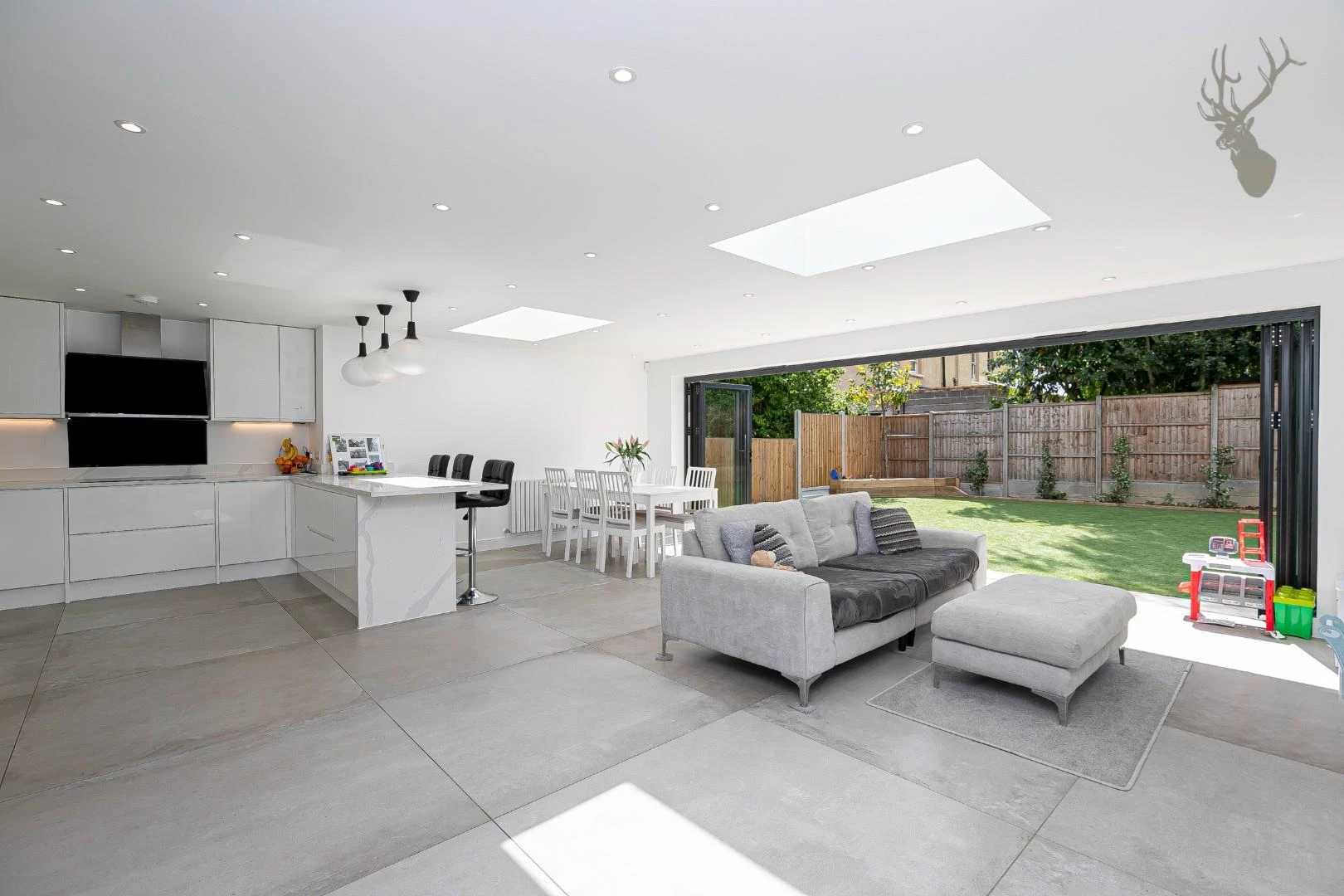 Blackacre Road Theydon Bois Epping CM16