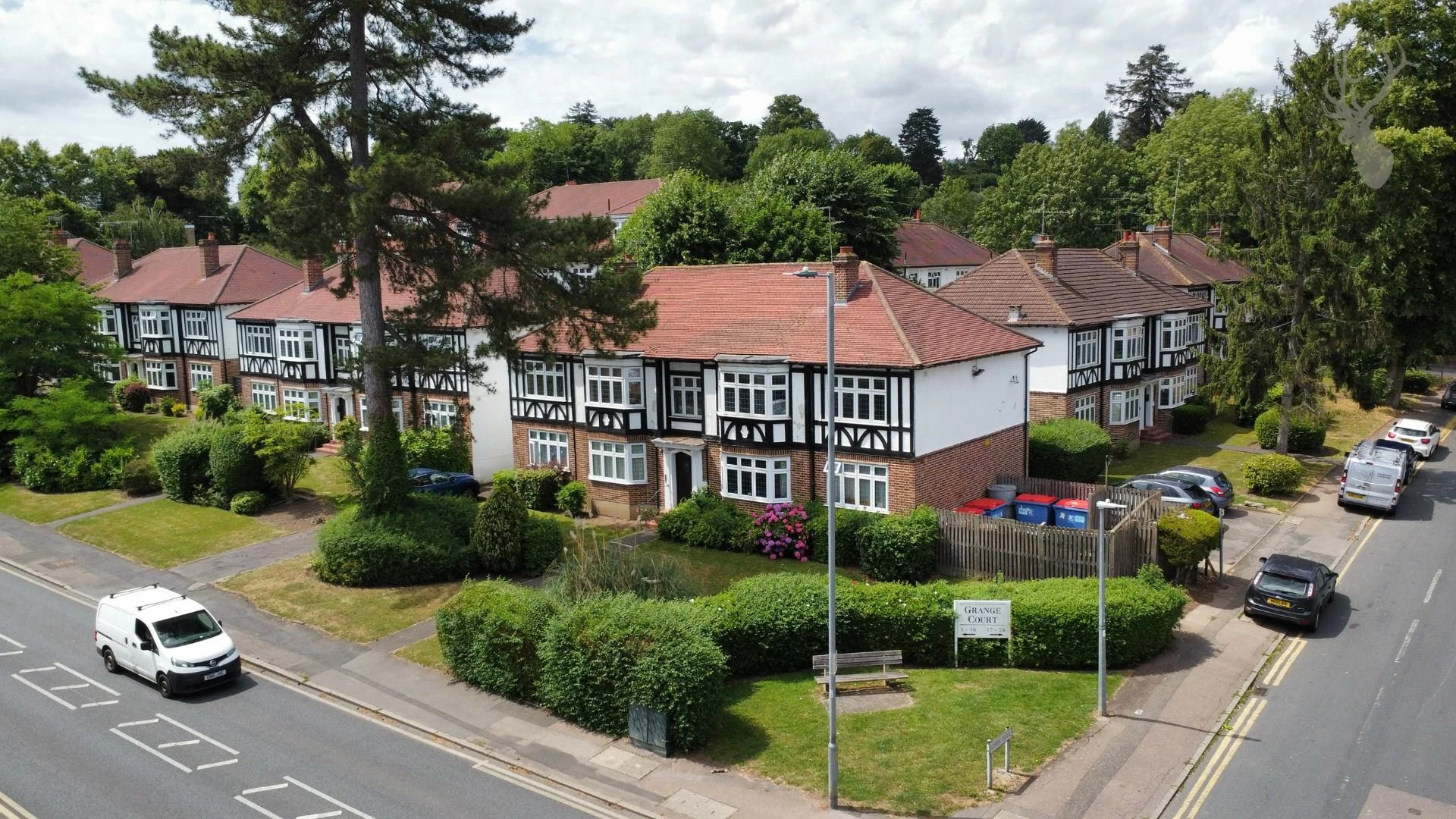 High Road Loughton IG10