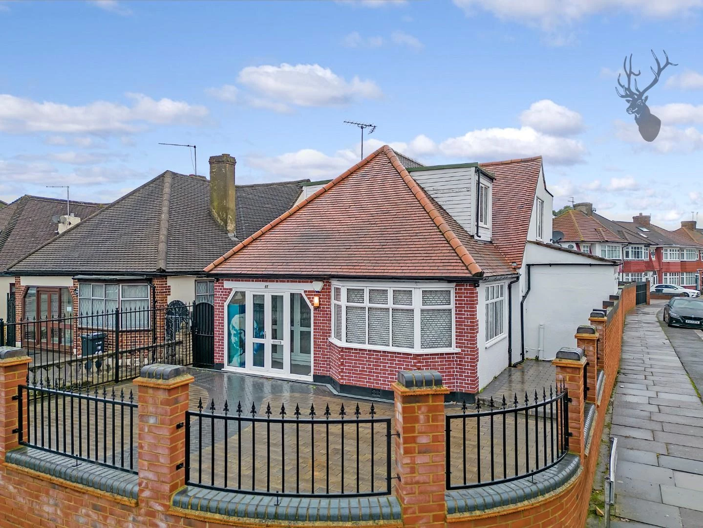 Similar Property: Chalet Bungalow - Detached in 
