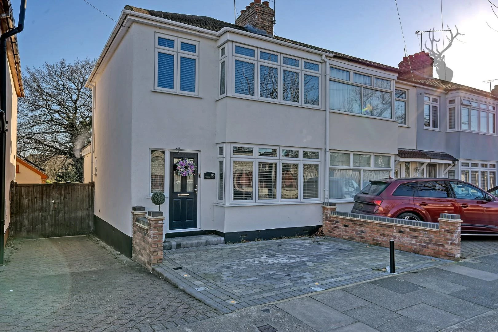 Similar Property: House - End Terrace in 