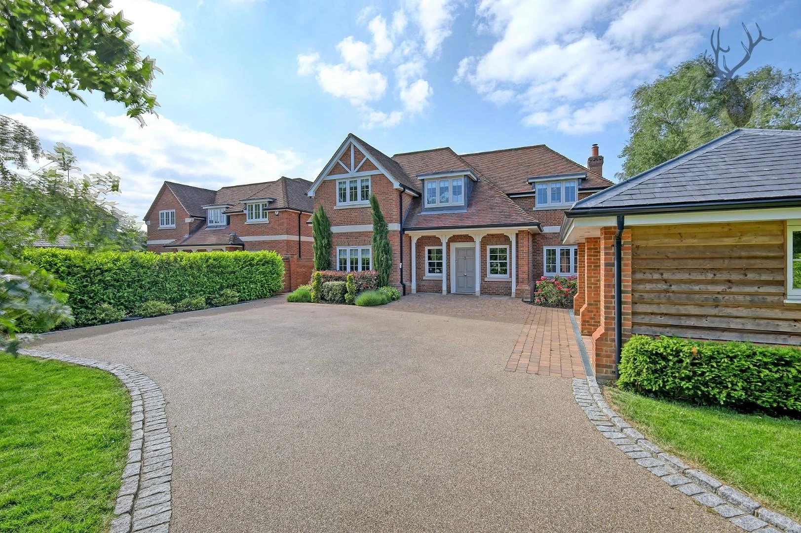 Similar Property: House - Detached in Epping