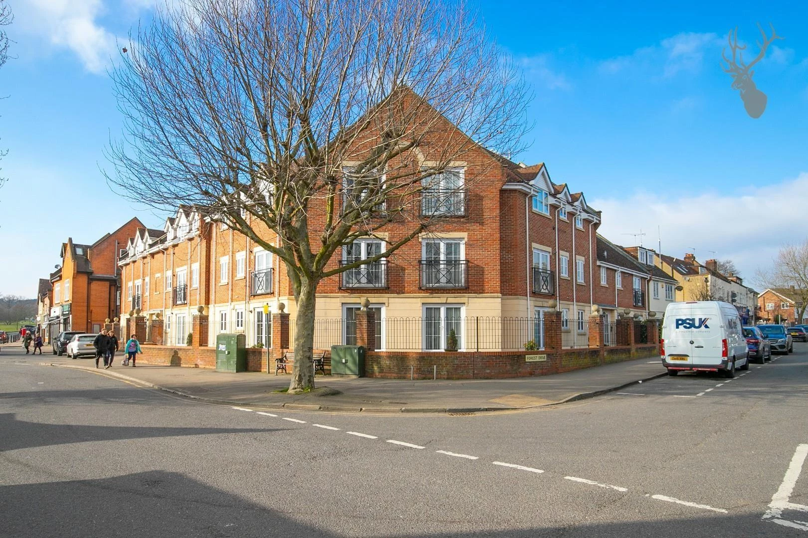 Similar Property: Apartment - First Floor in Theydon Bois