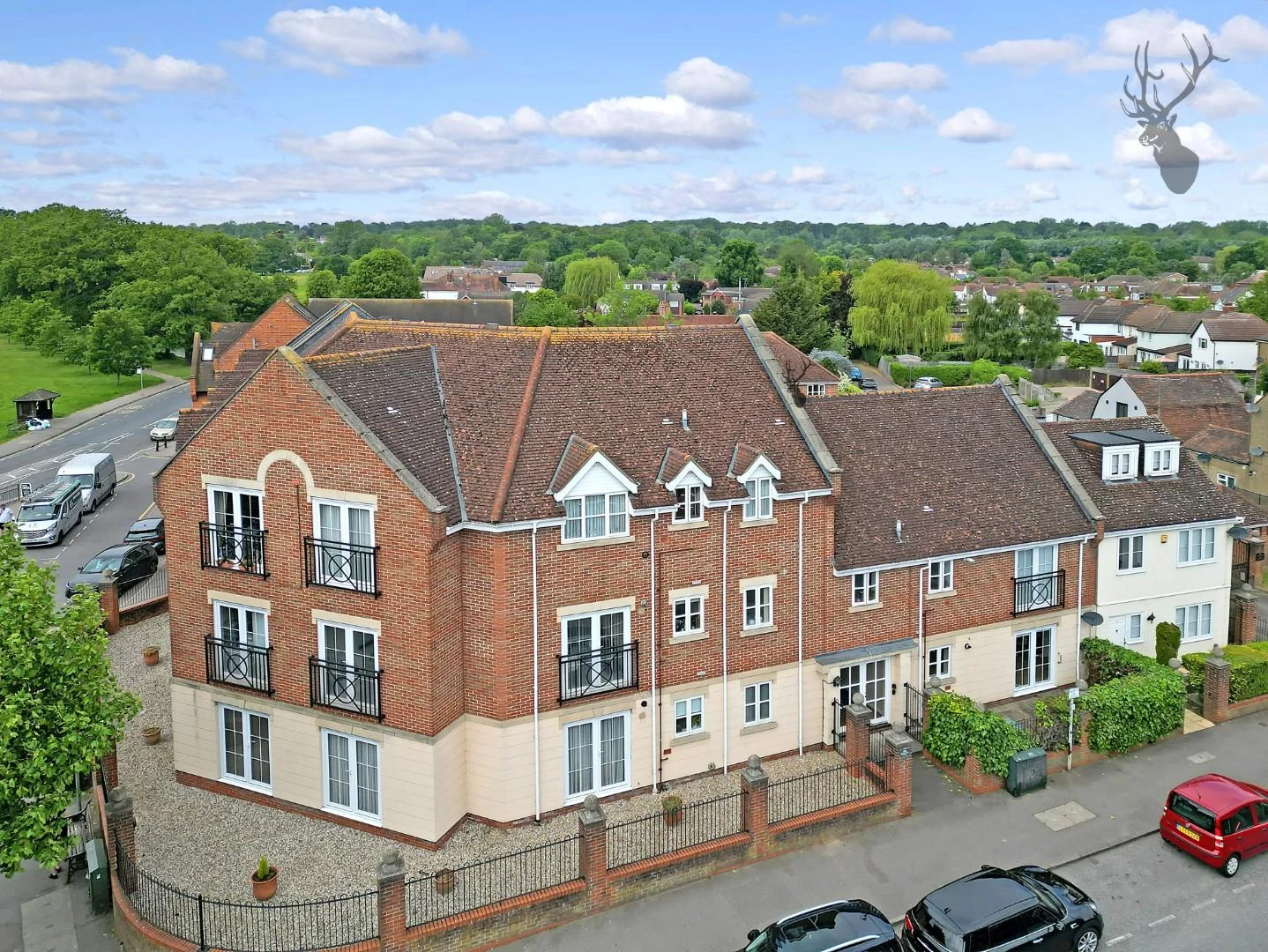 Forest Drive Theydon Bois Epping CM16