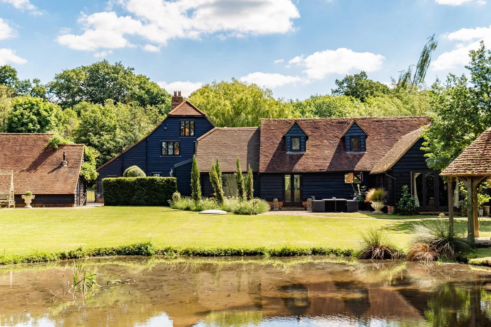 Similar Property: Barn Conversion in Epping