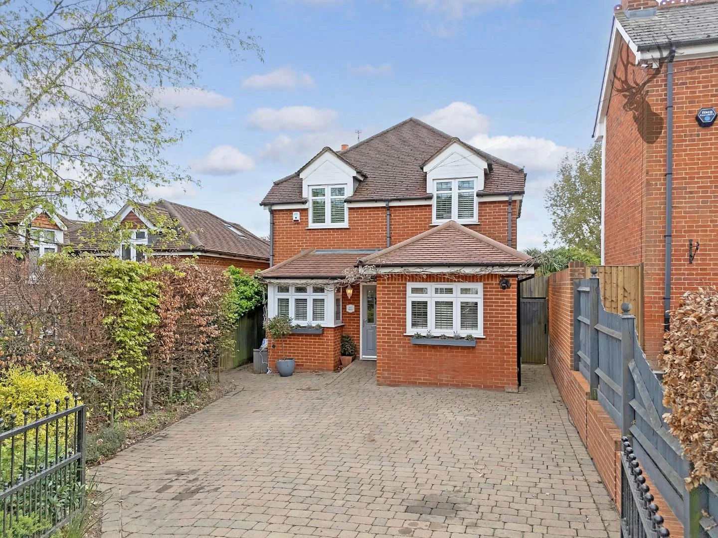 Coppice Row Theydon Bois Epping CM16