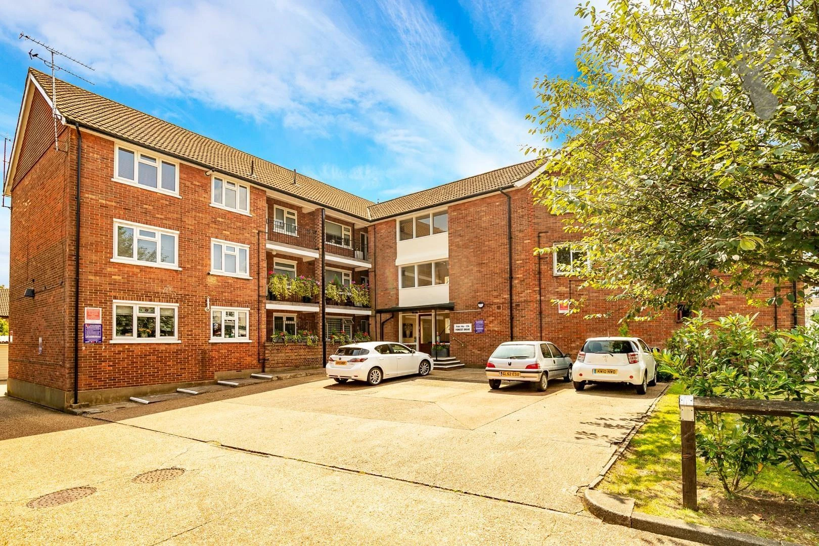 Forest Drive Theydon Bois CM16