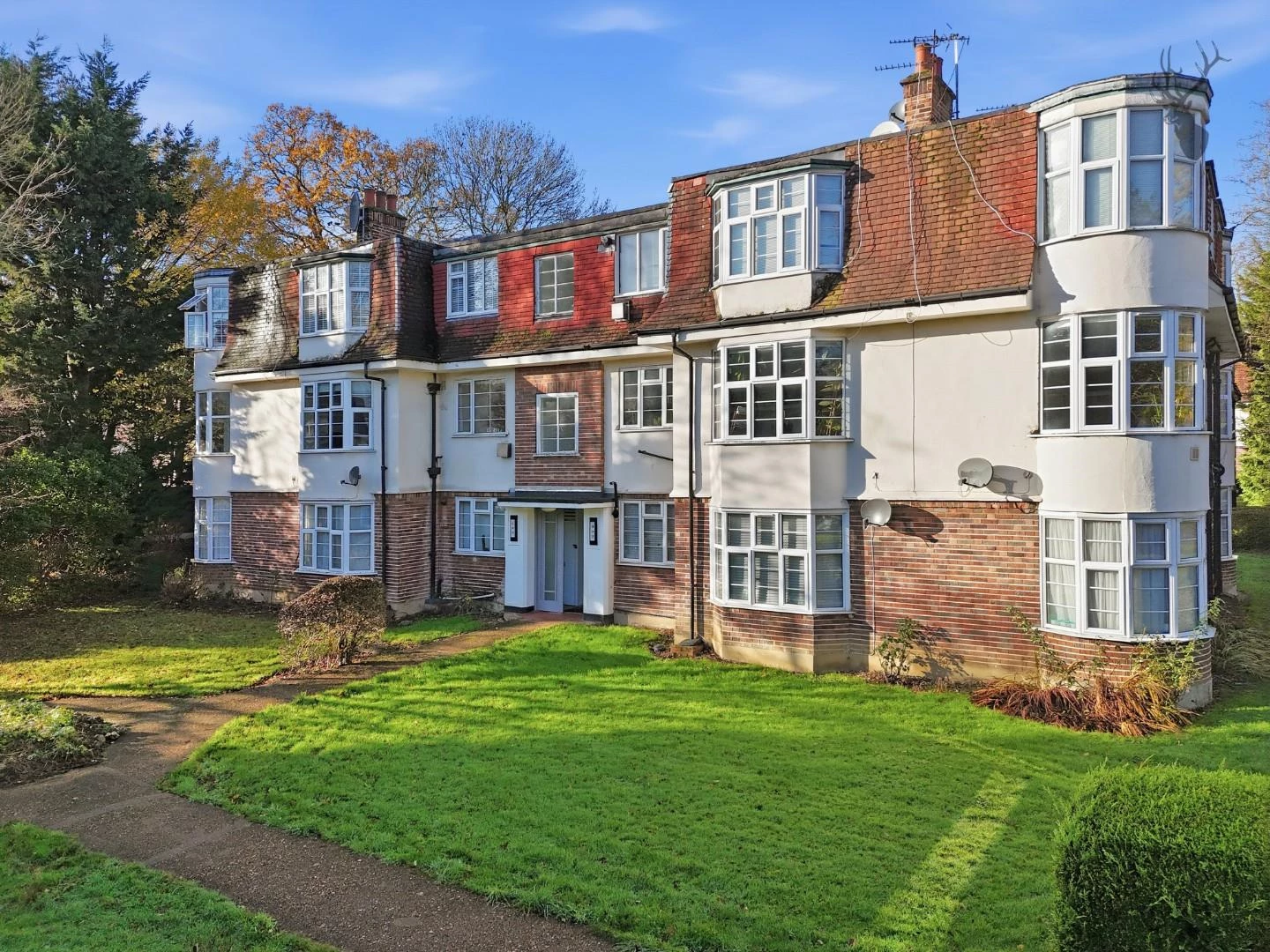 Similar Property: Flat - Purpose Built in 