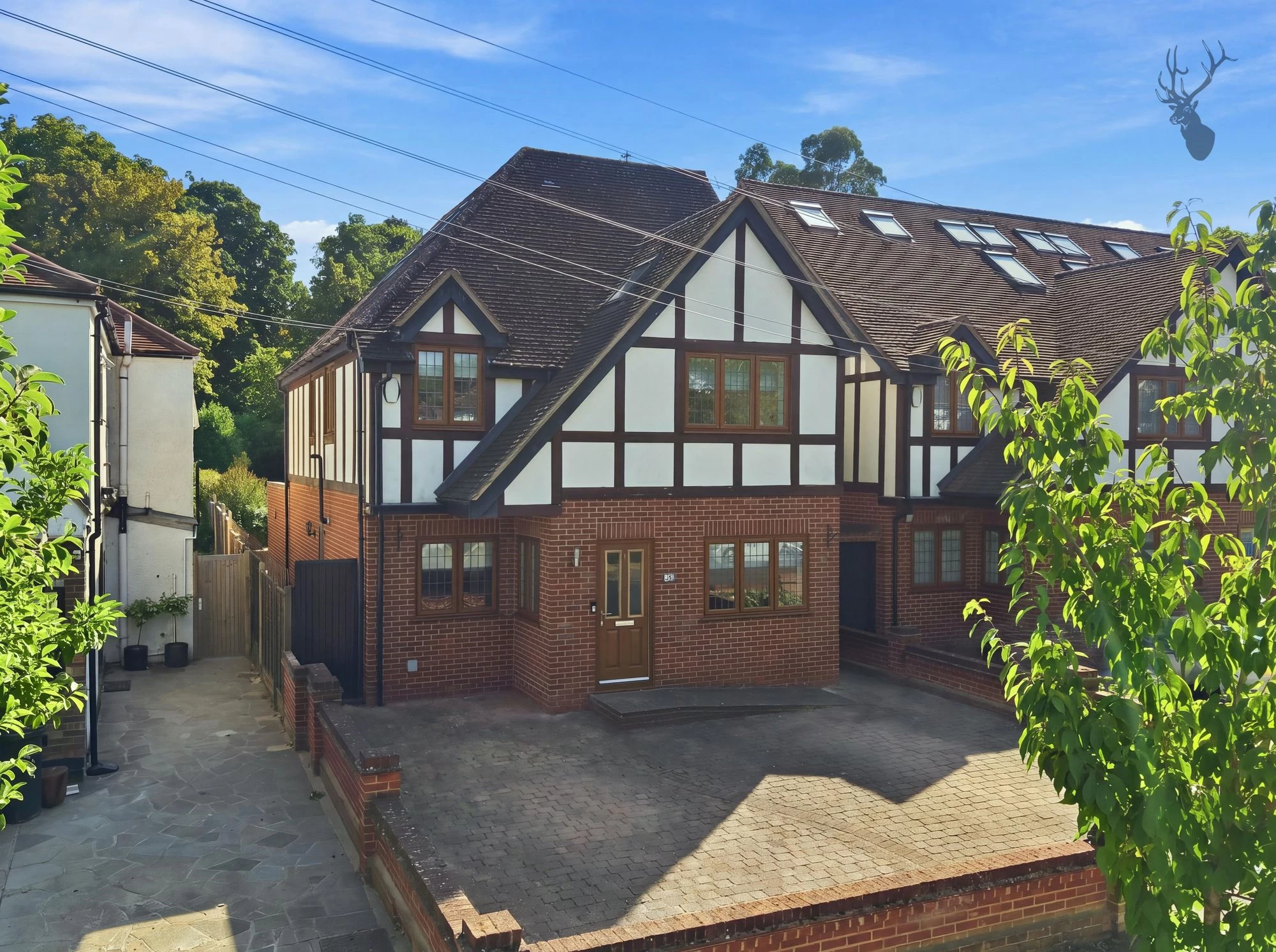 Similar Property: House Detached in Theydon Bois