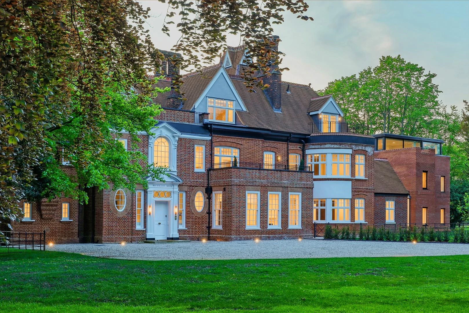 Similar Property: Apartment in Woodredon Estate