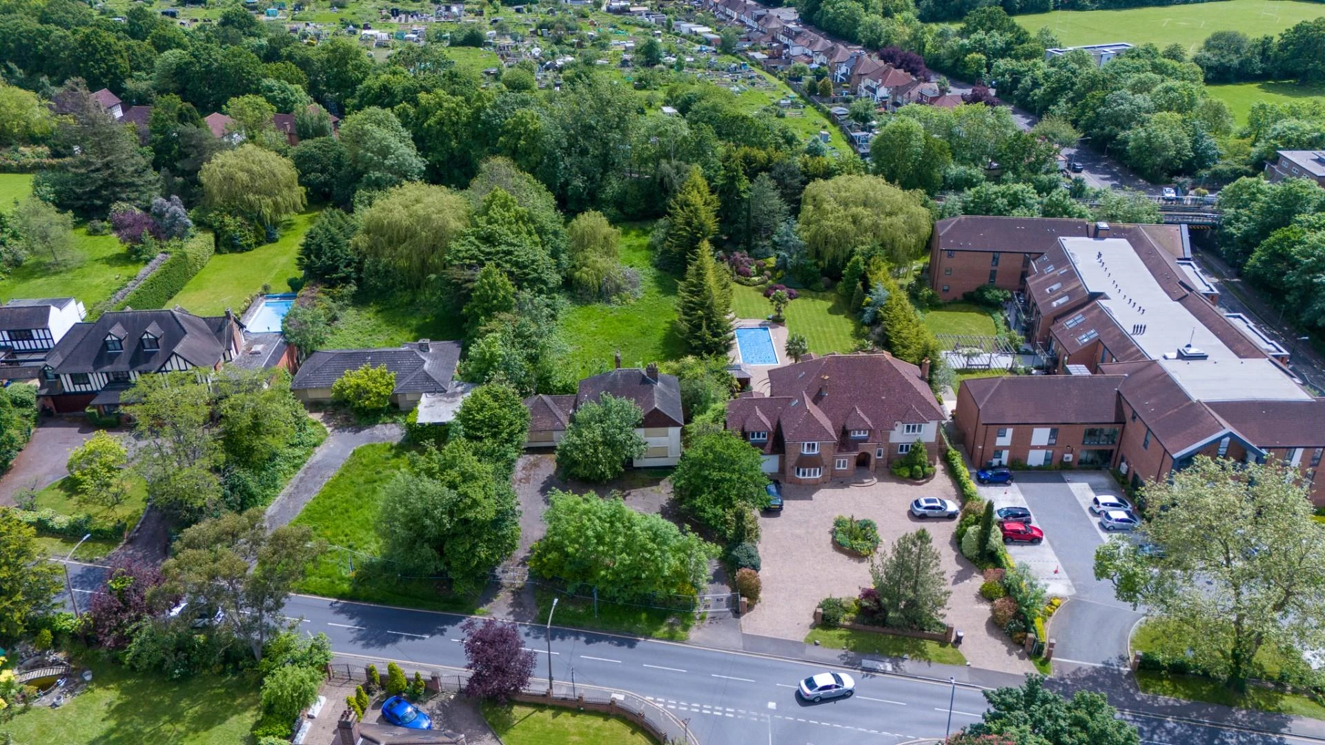 Alderton Hill Loughton IG10