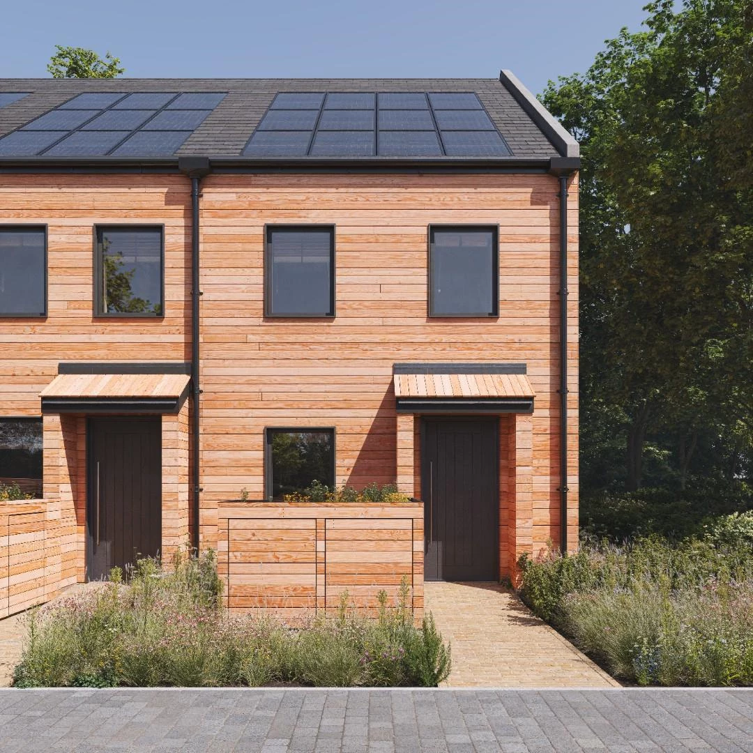 Similar Property: House - End Terrace in High Road Thornwood