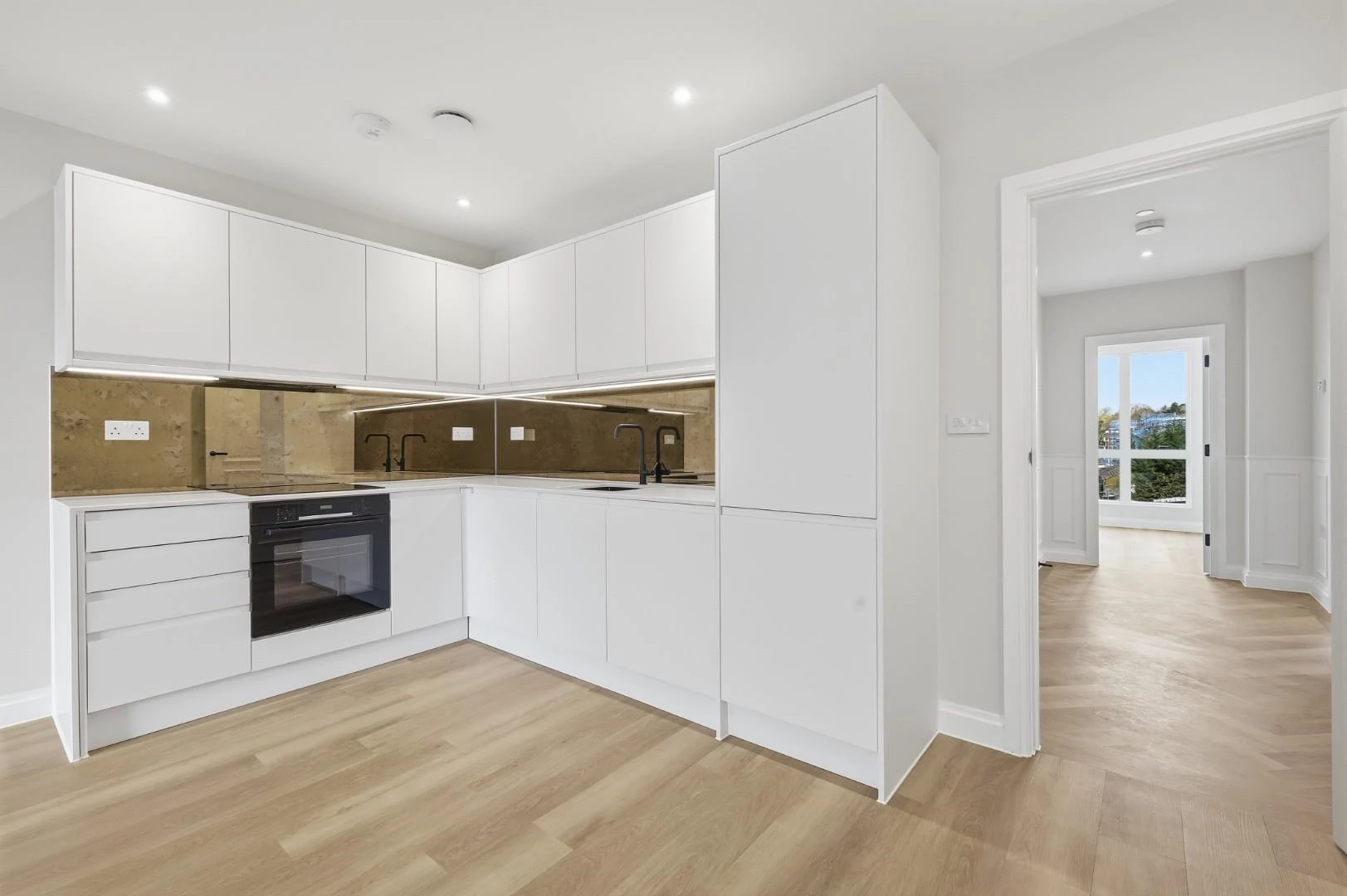 Similar Property: Apartment in 