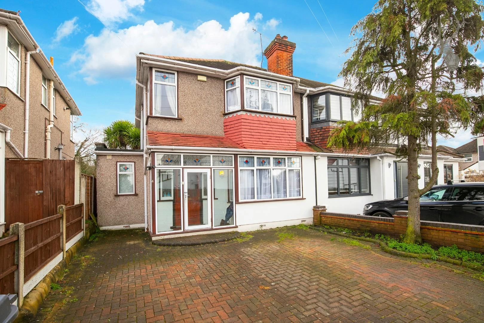 Similar Property: House in Chingford