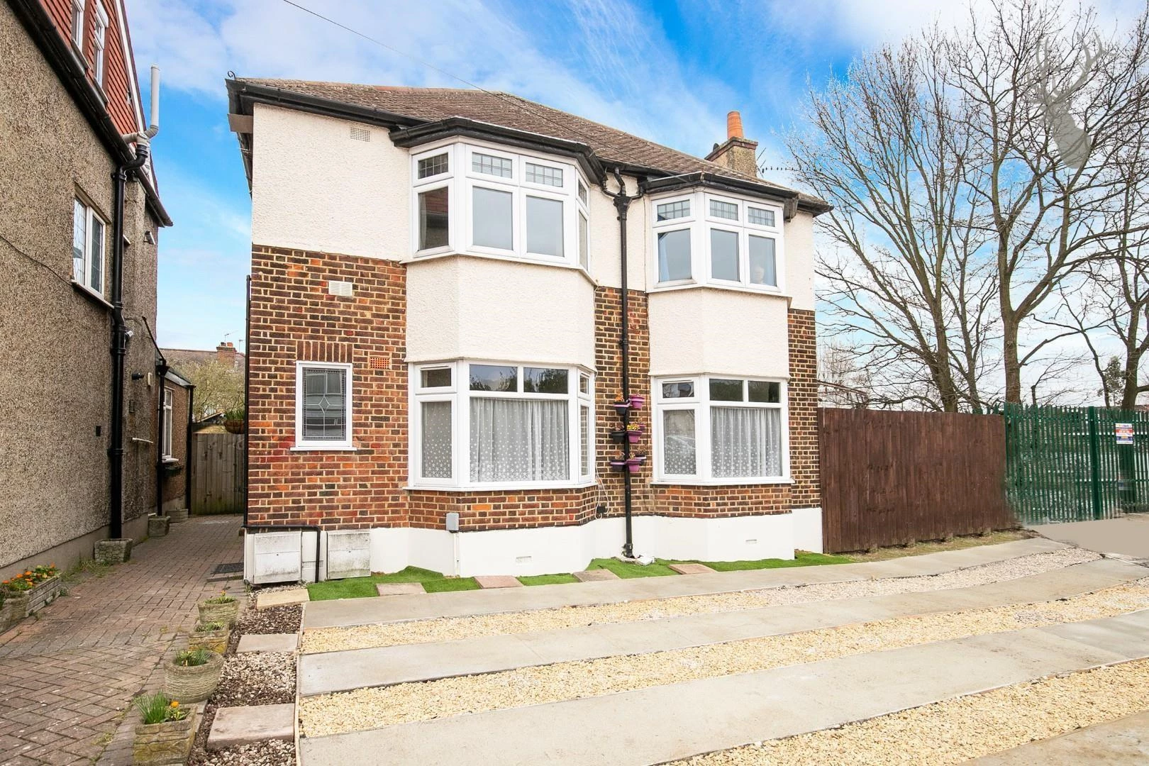 Queens Grove Road Chingford London E4