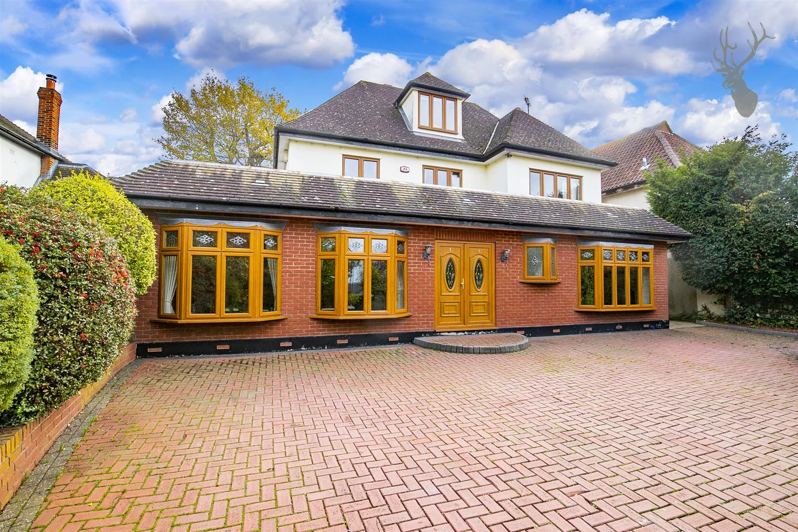 Similar Property: House - Detached in Loughton