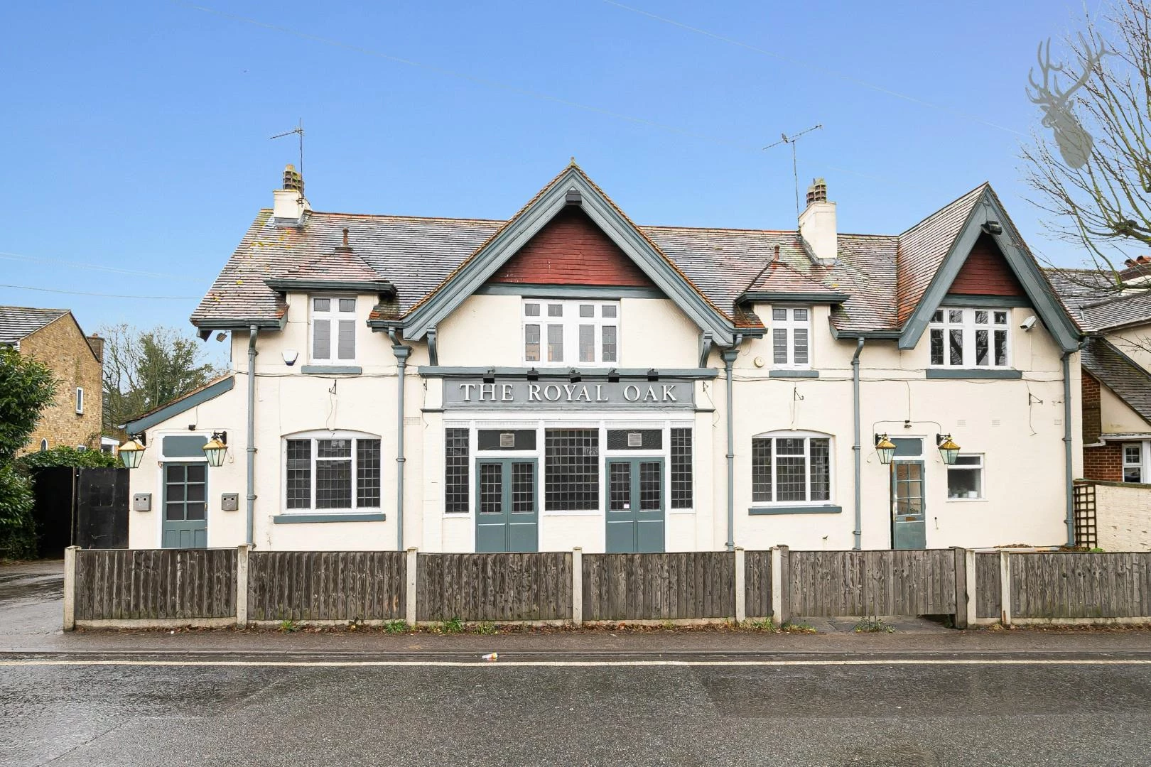 Similar Property: Flat - First Floor in Havering-Atte-Bower