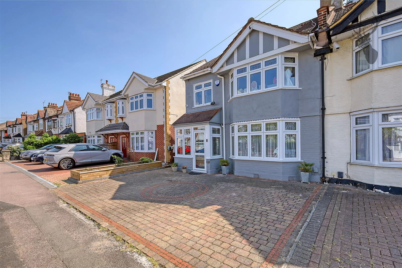 Heathcote Grove Chingford London E4