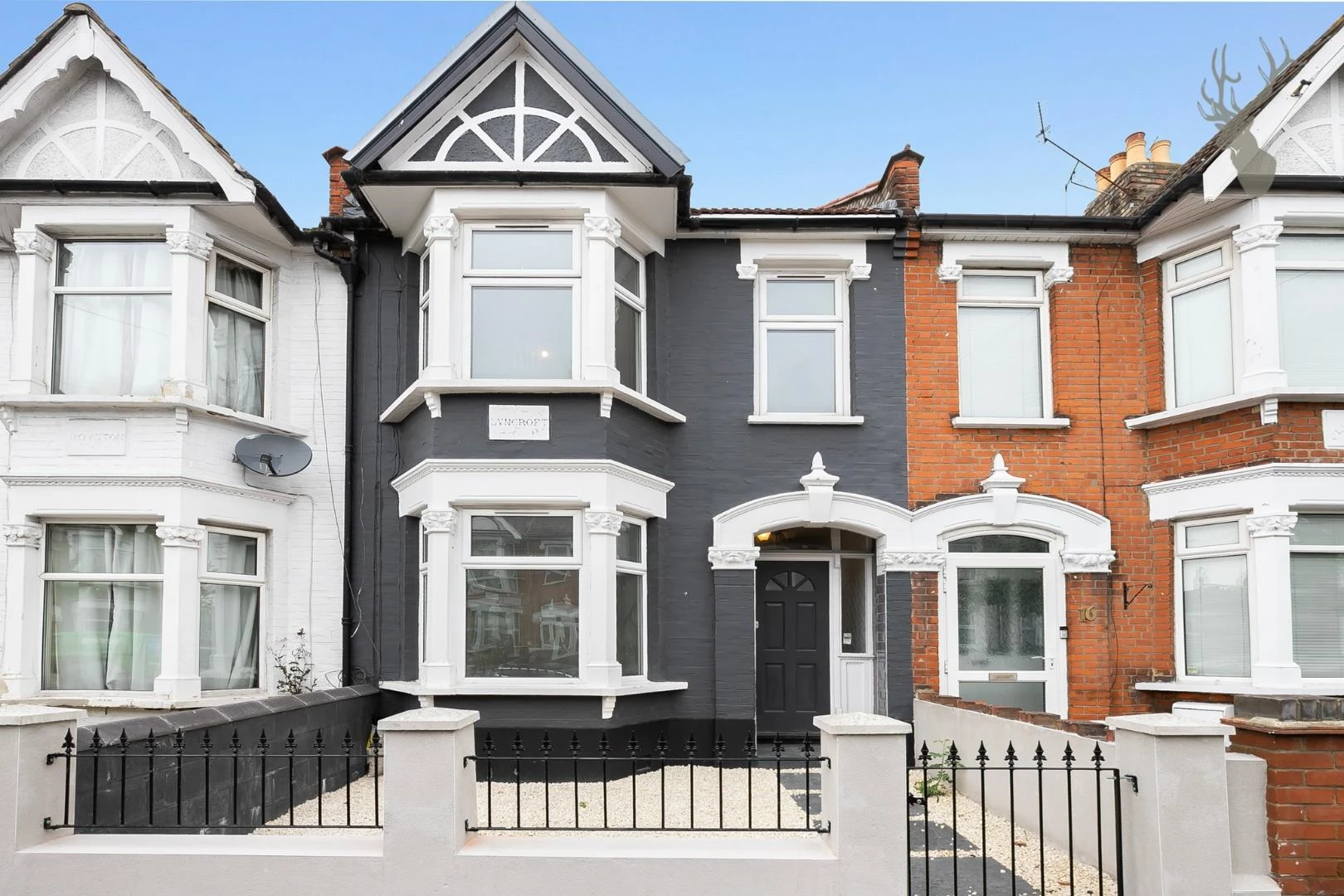Similar Property: House in Chingford