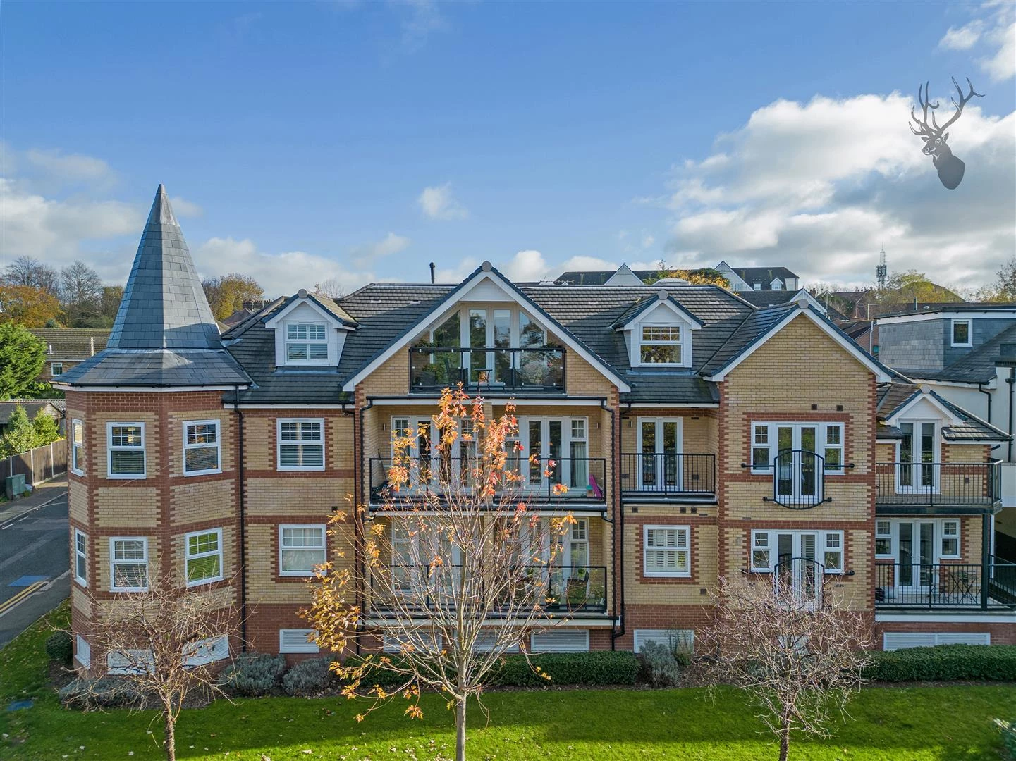 Similar Property: Flat/Apartment in 
