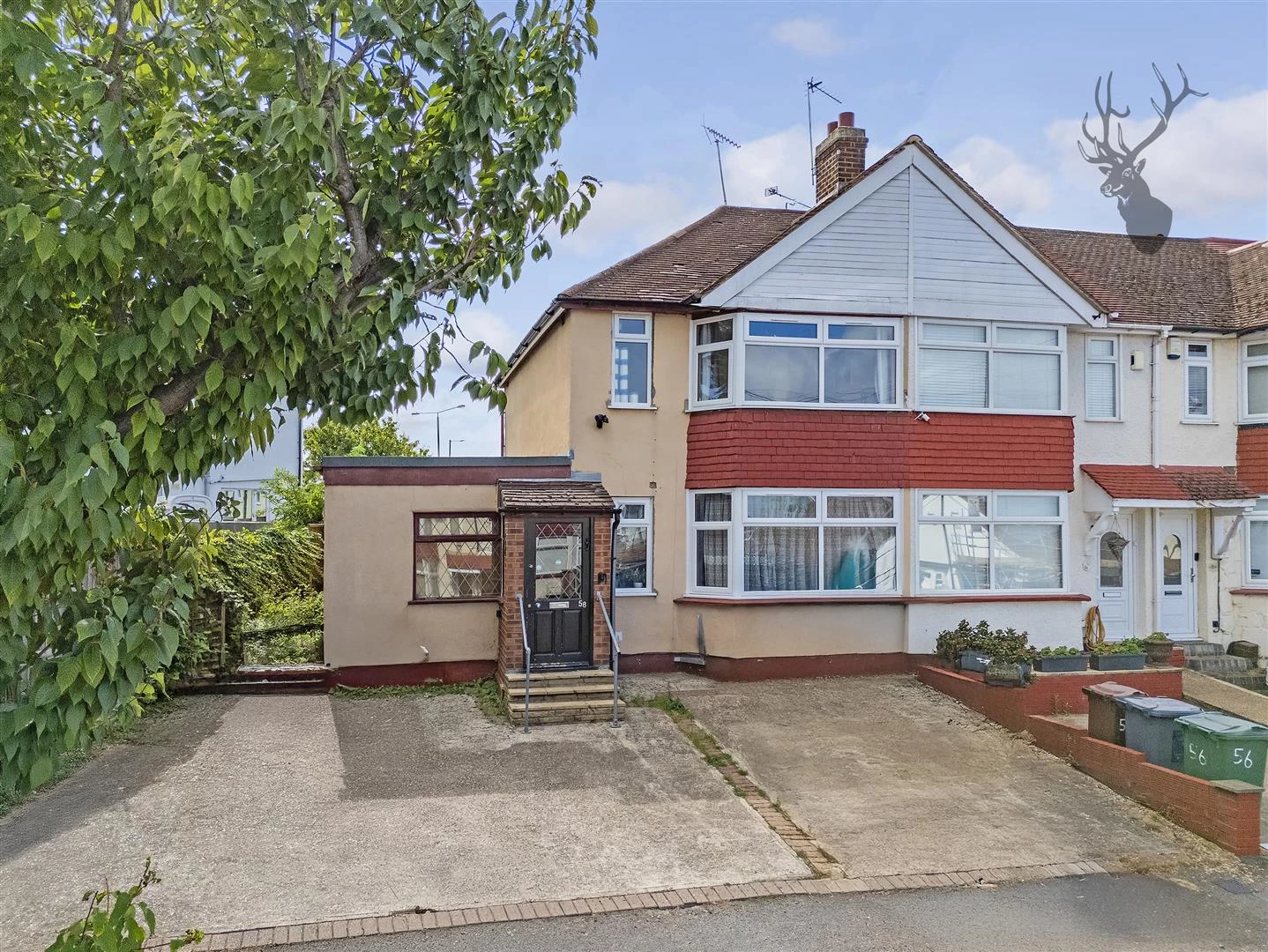 Similar Property: House - End Terrace in 